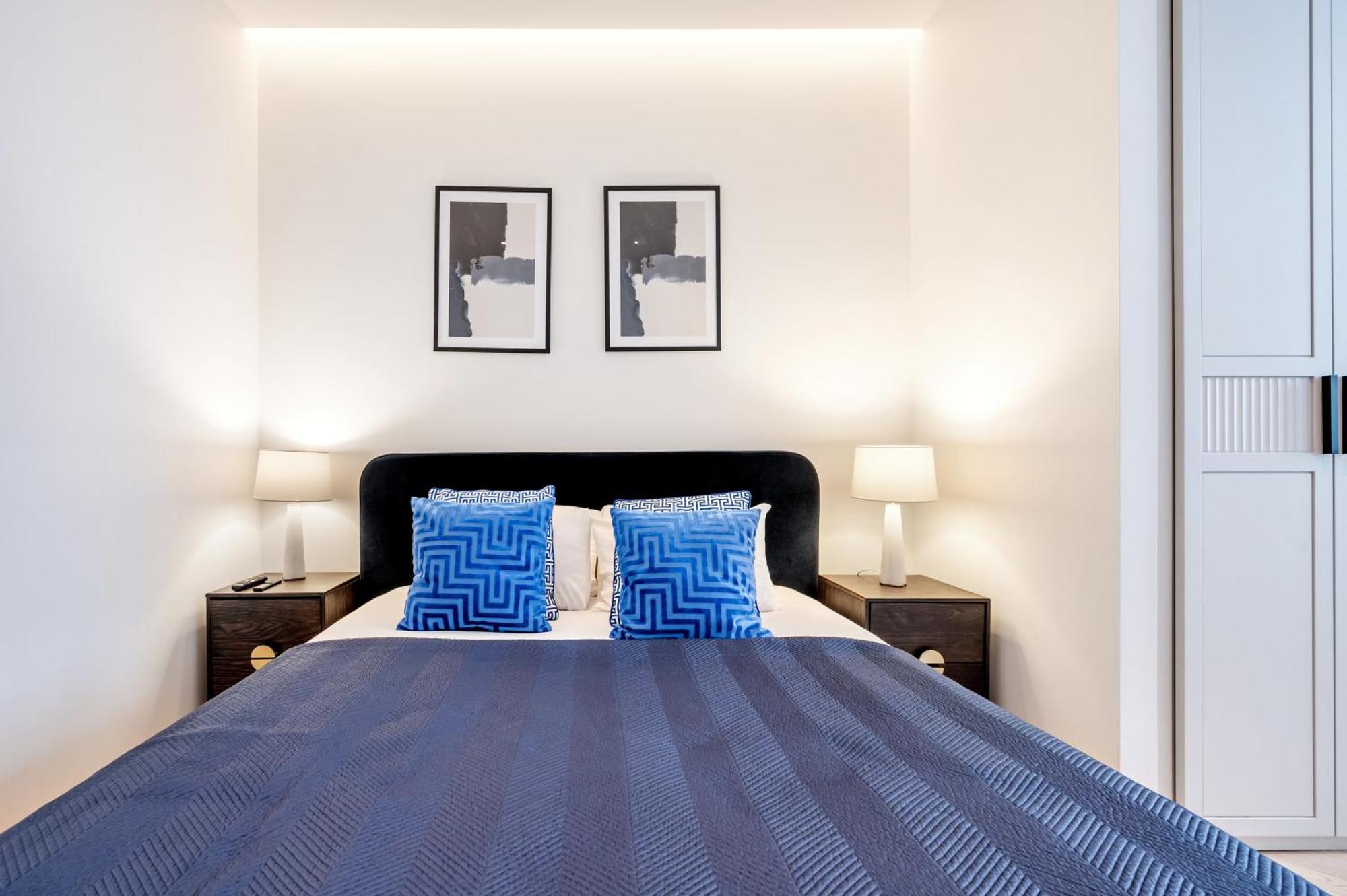 Apartment Premium In The West End *
