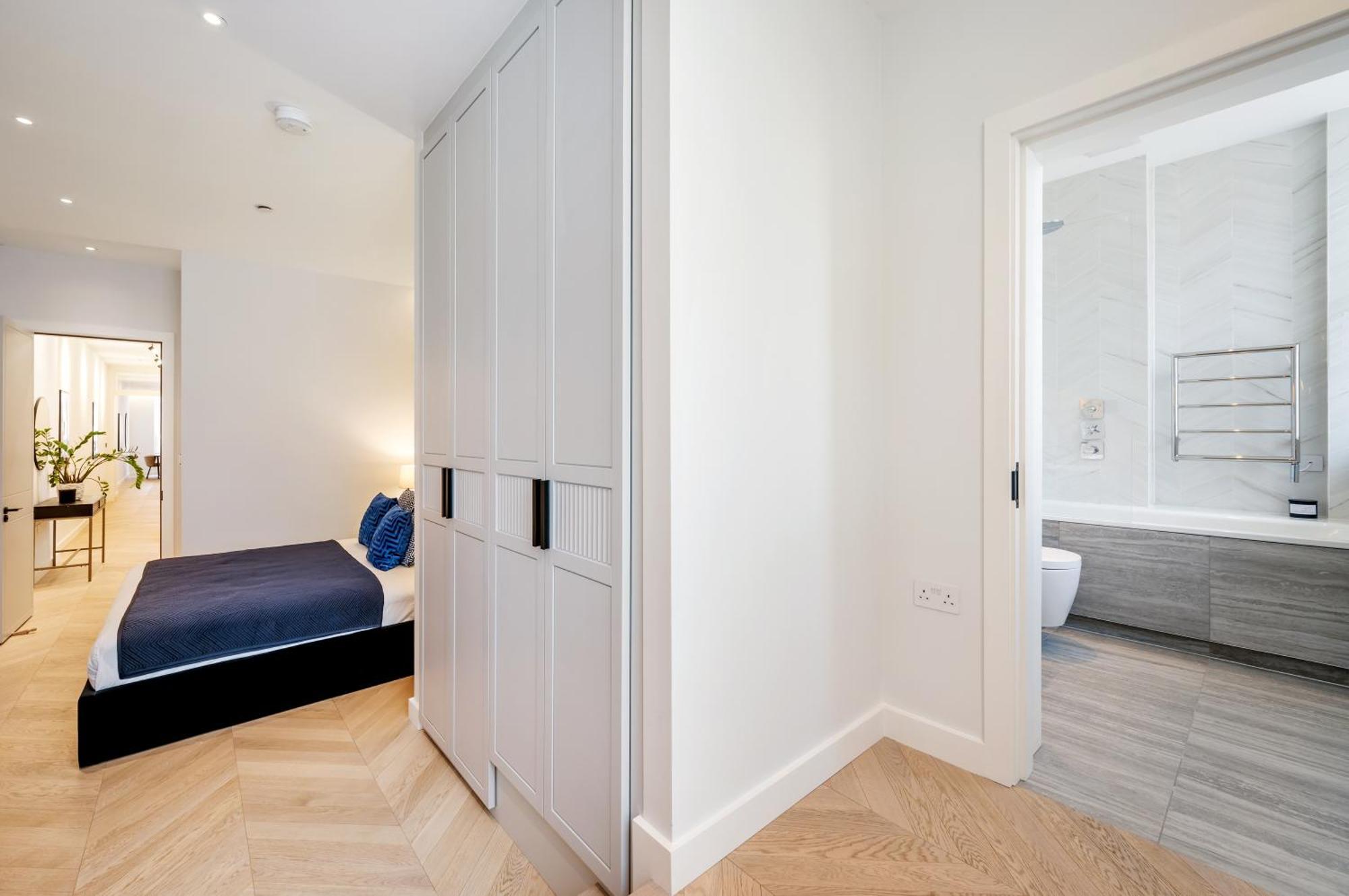 Apartment Premium In The West End *