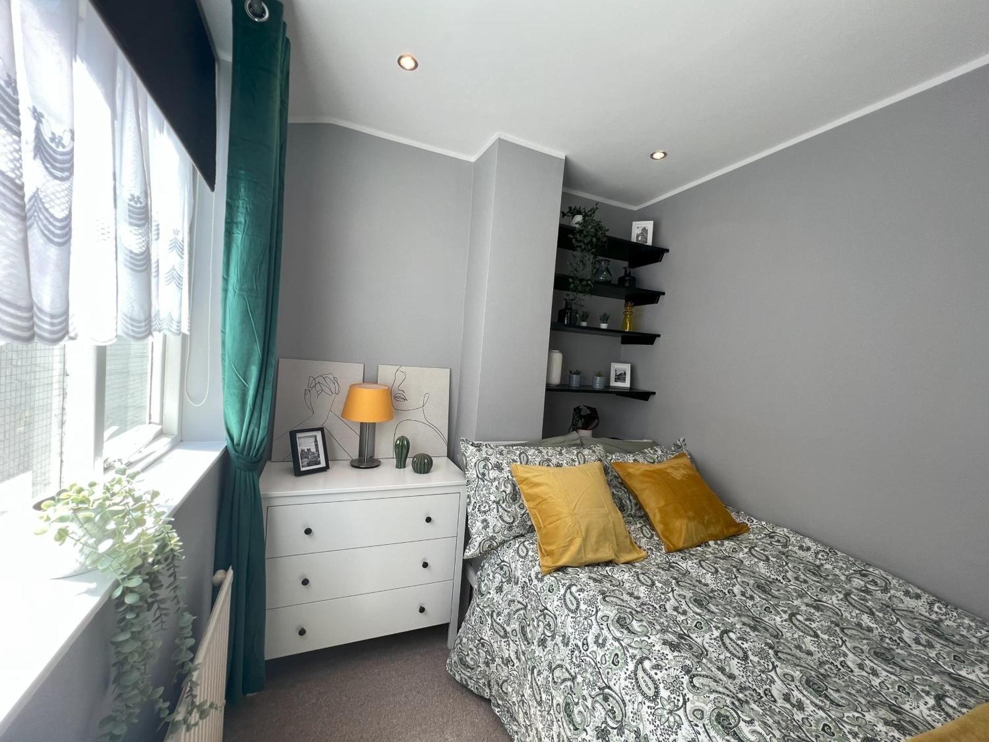Two Bedroom Flat In London