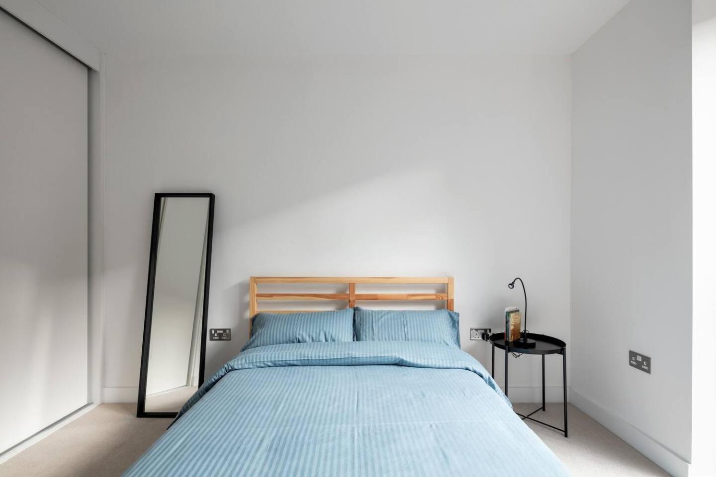 2 Mins Walk From Ucl Campus And Stadium Apartment