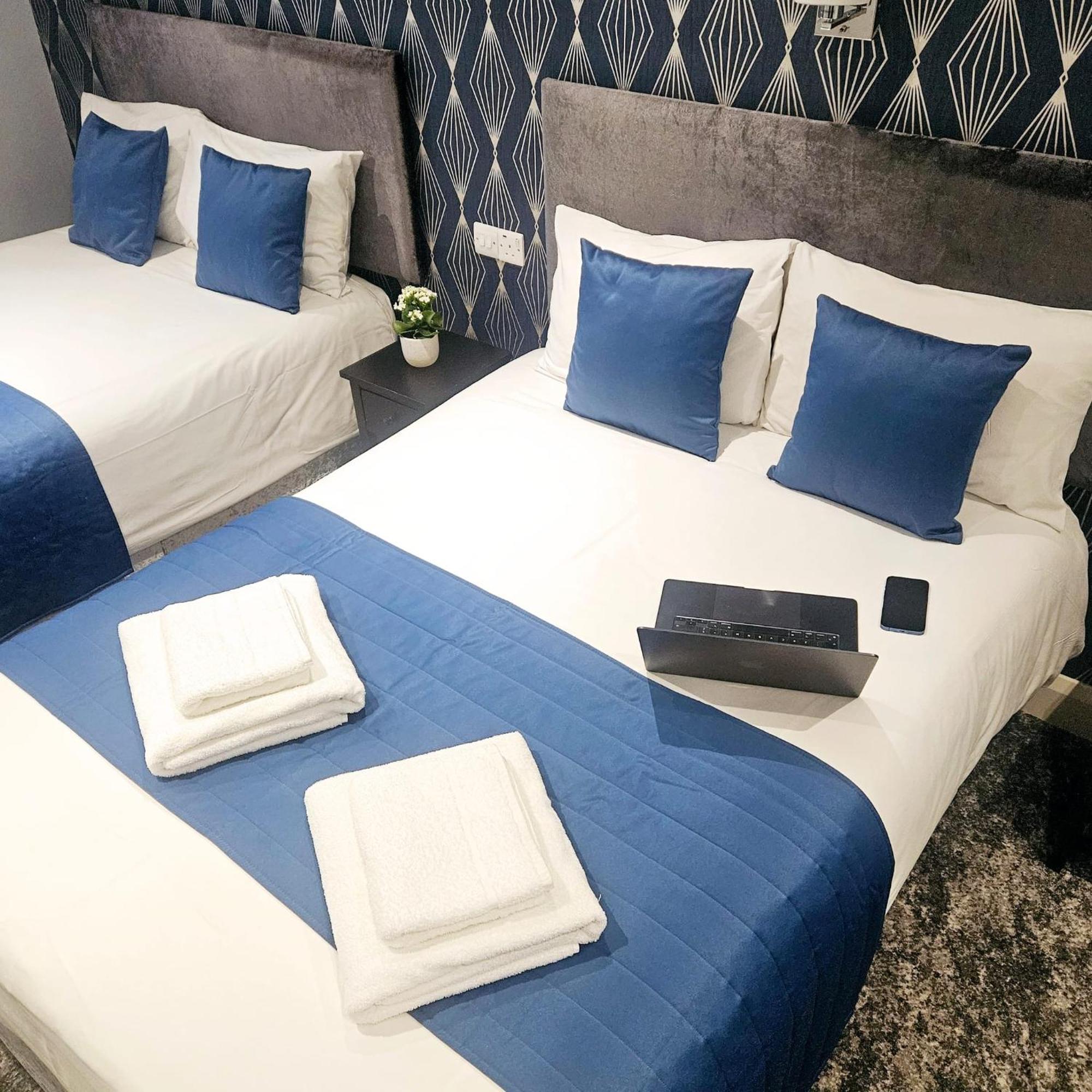 Hotel George