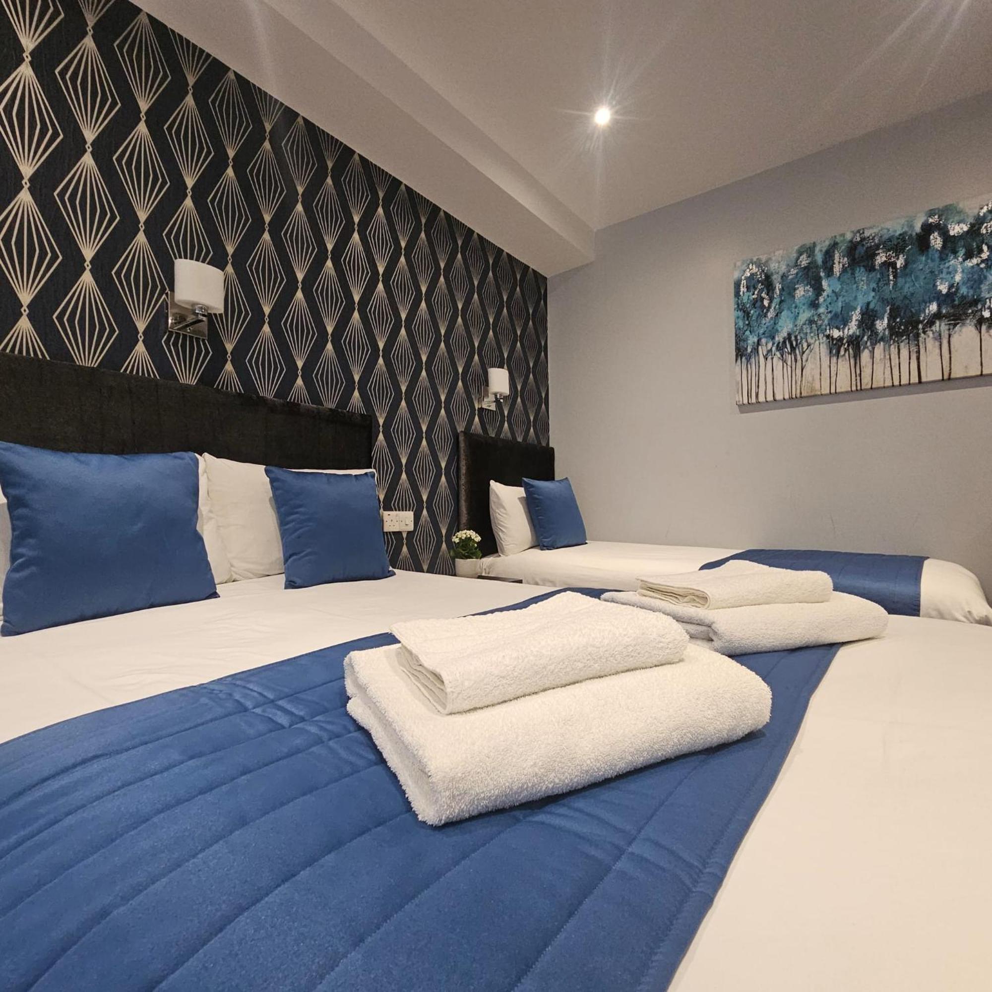 George Hotel 3*