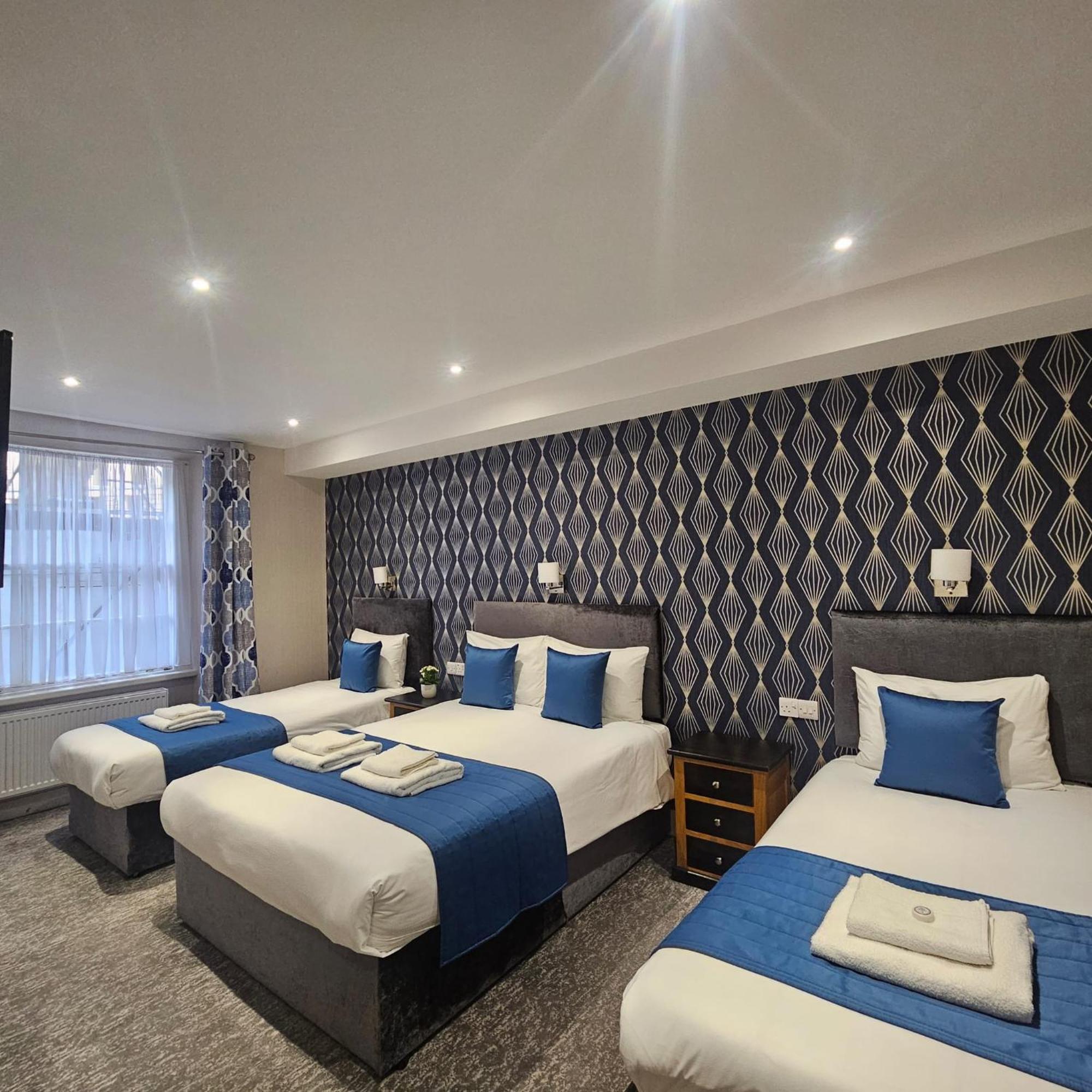 George Hotel 3*
