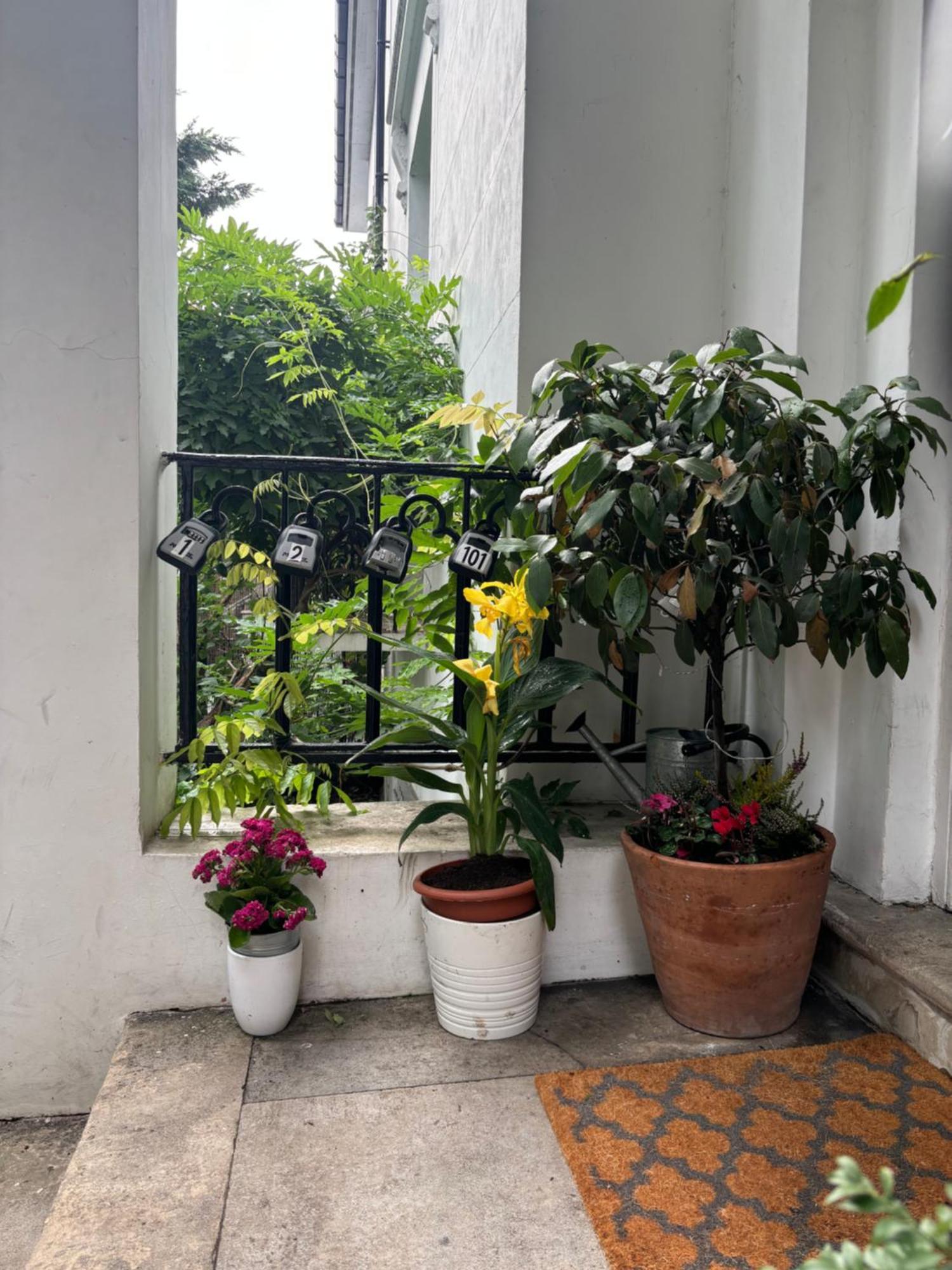 Central Victorian House Guest house London