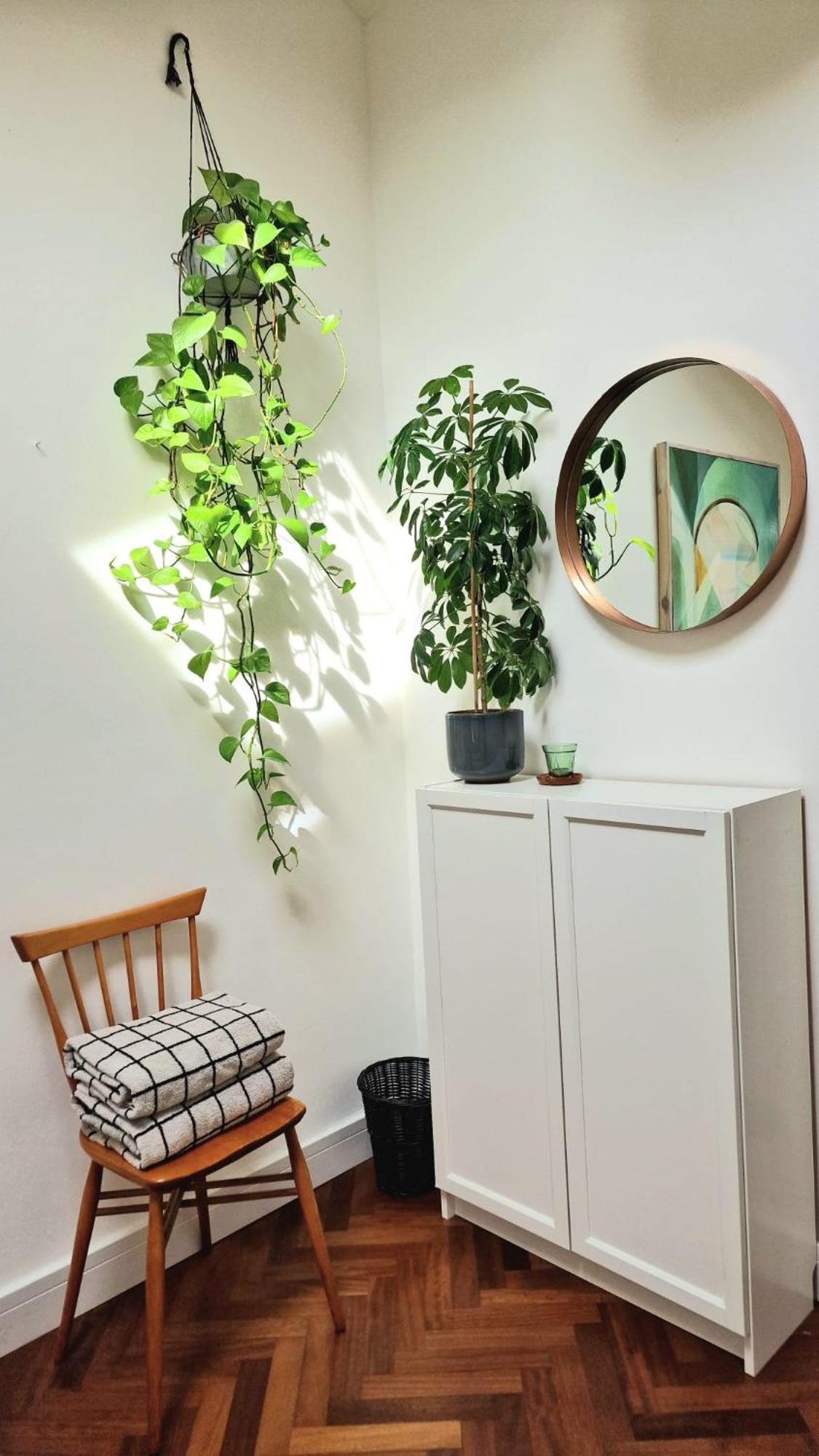 Charming Bedroom In Artist Studio * London