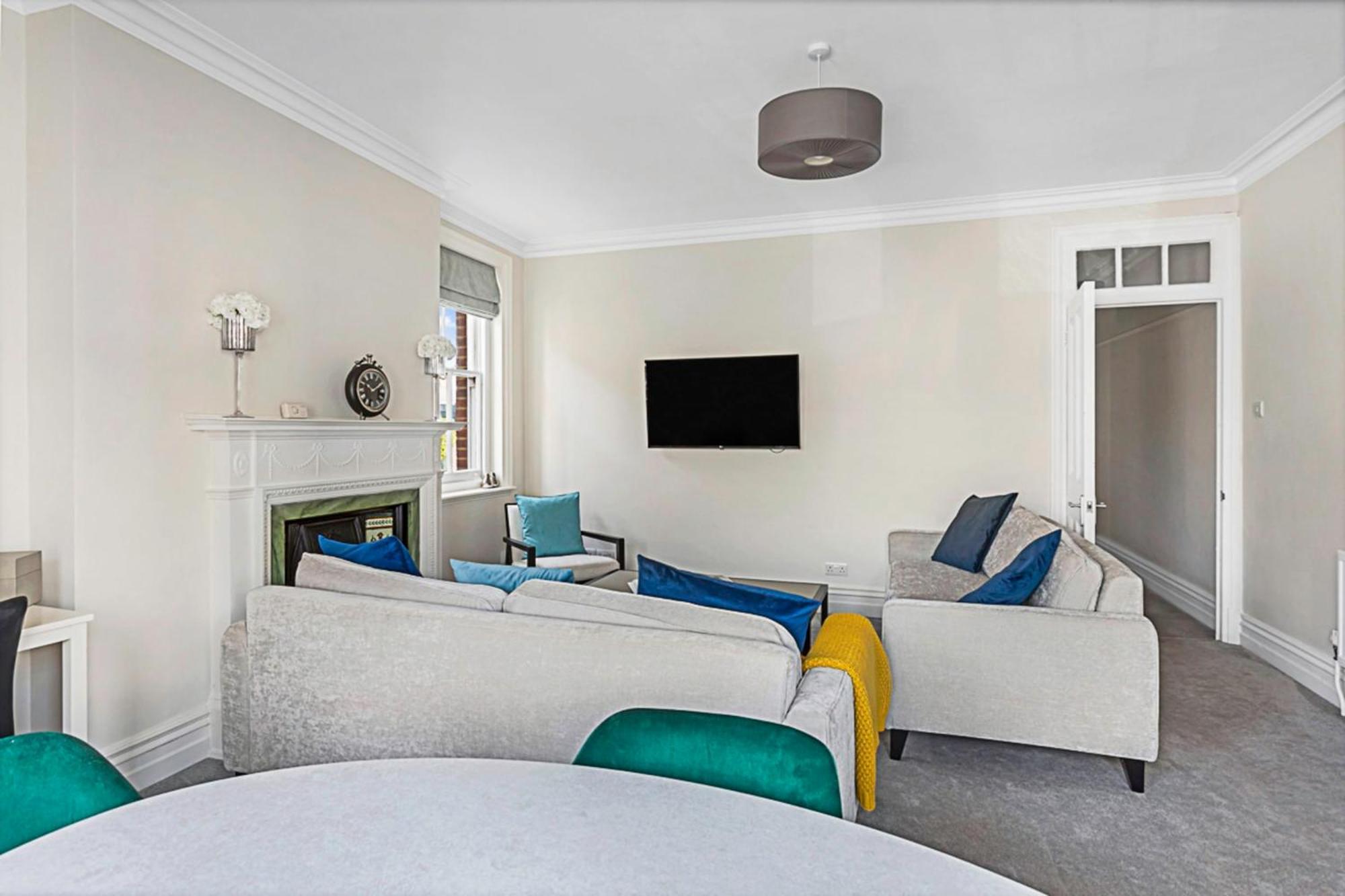 Apartment Serene 2br - 3 Mins To Fulham Broadway *