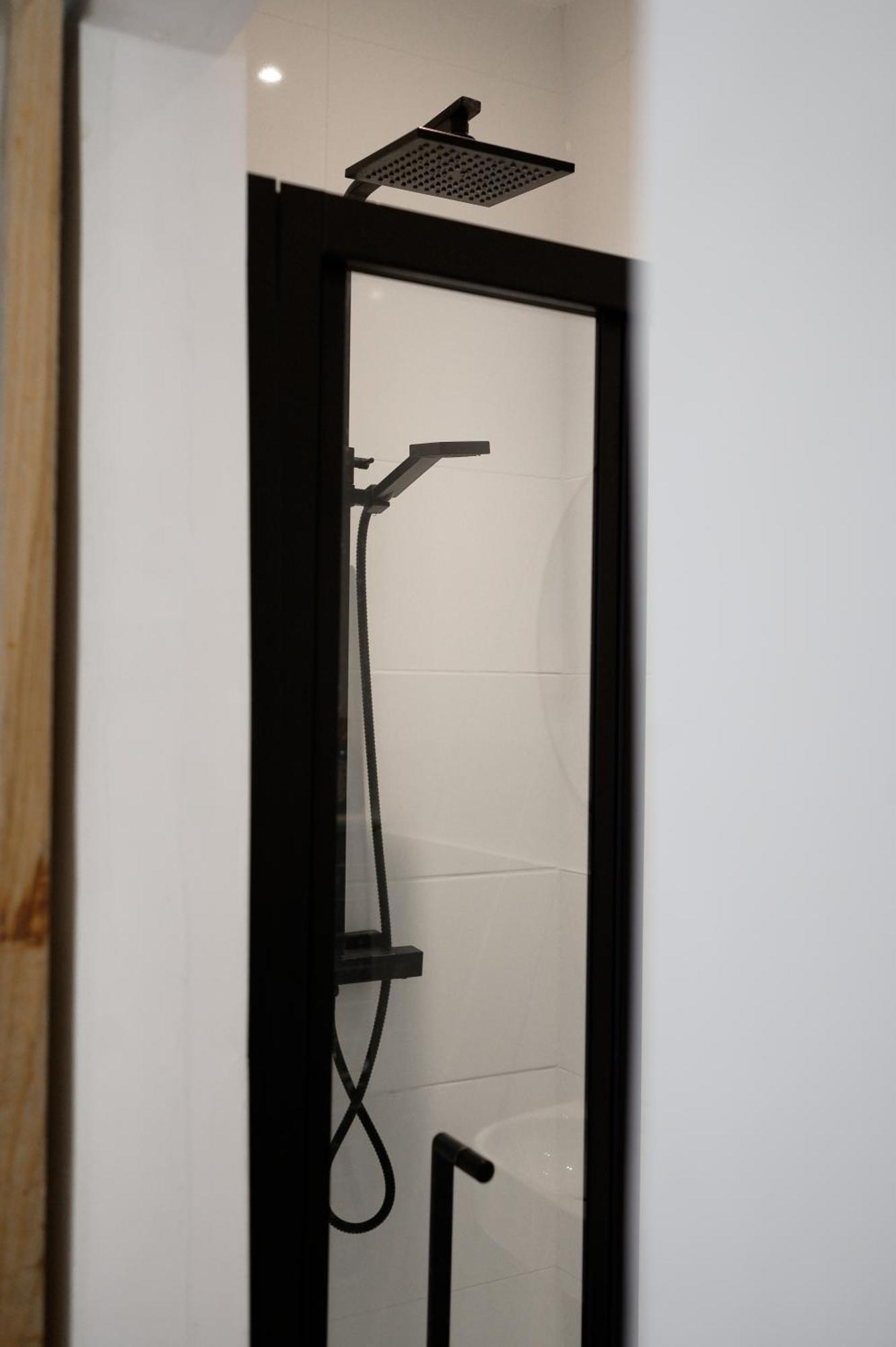 Entire - Classic Chelsea Town House Maisonette Apartamento Londres