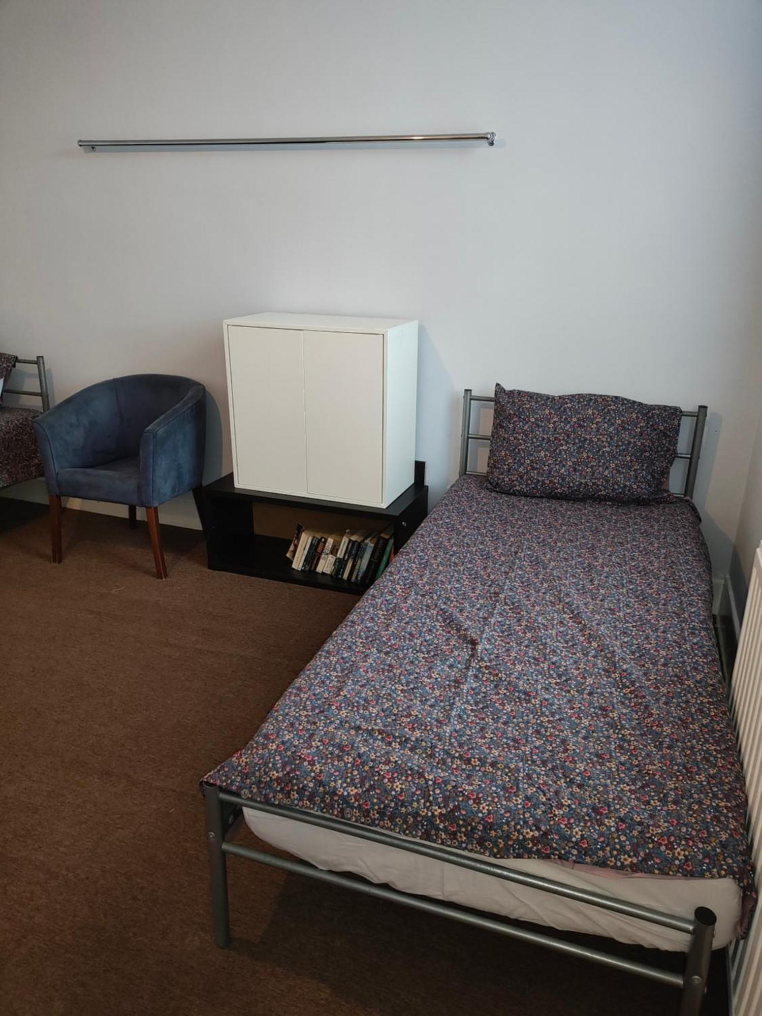 The Highbury & Islington 2 Single Beds London