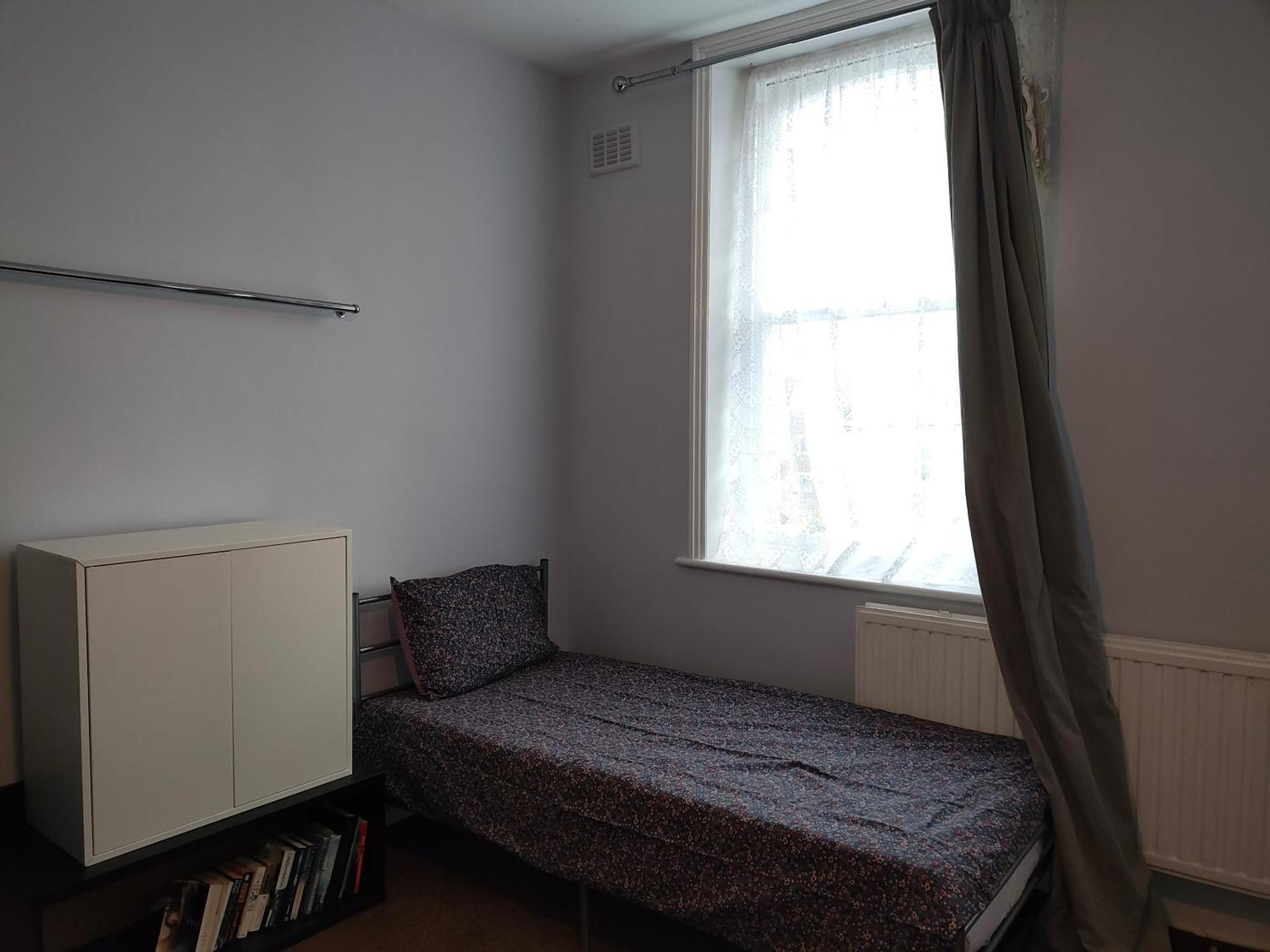 The Highbury & Islington 2 Single Beds Apartment London
