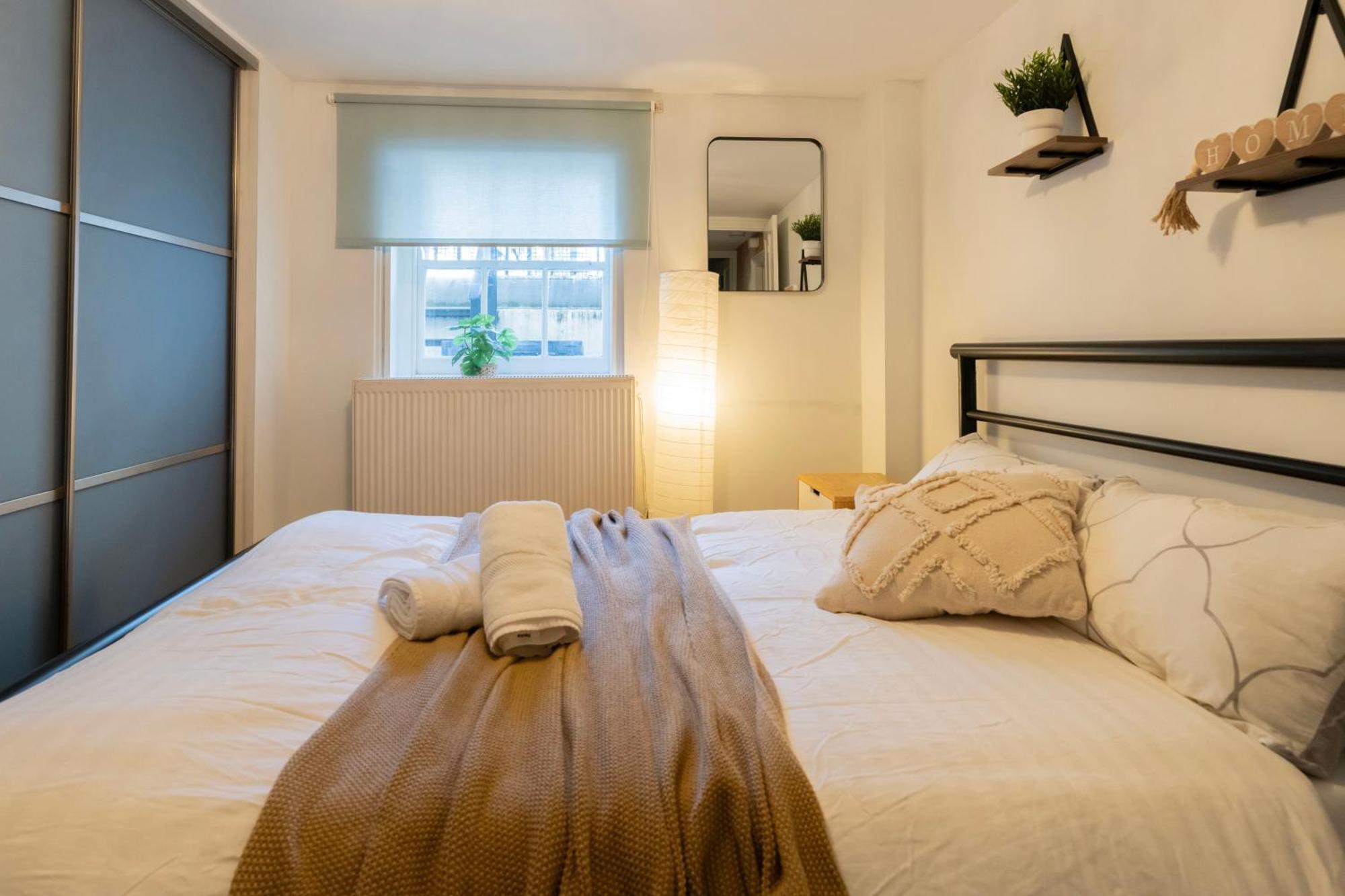Apartamento Gorgeous 2bed House In New Road *