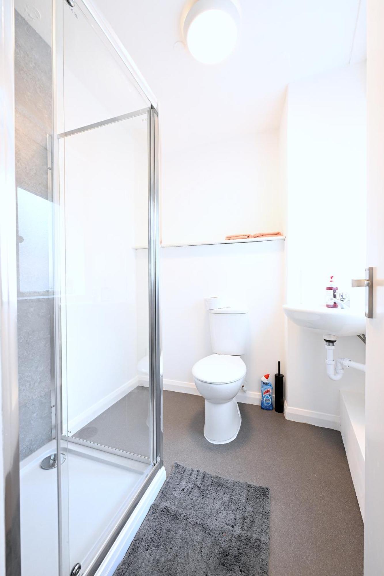 Centrally Located Flat In Leicester Square