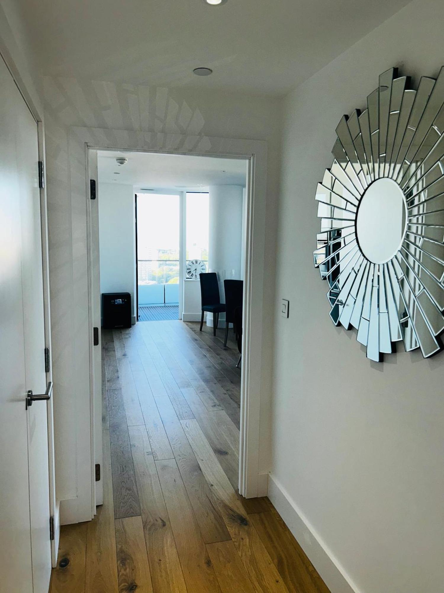 Luxury Sea View Two Bed Penthouse In Battersea Apartment *
