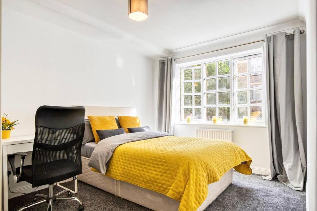 Very Tower Bridge - 2 Bdr - 2 Bath Apartment London