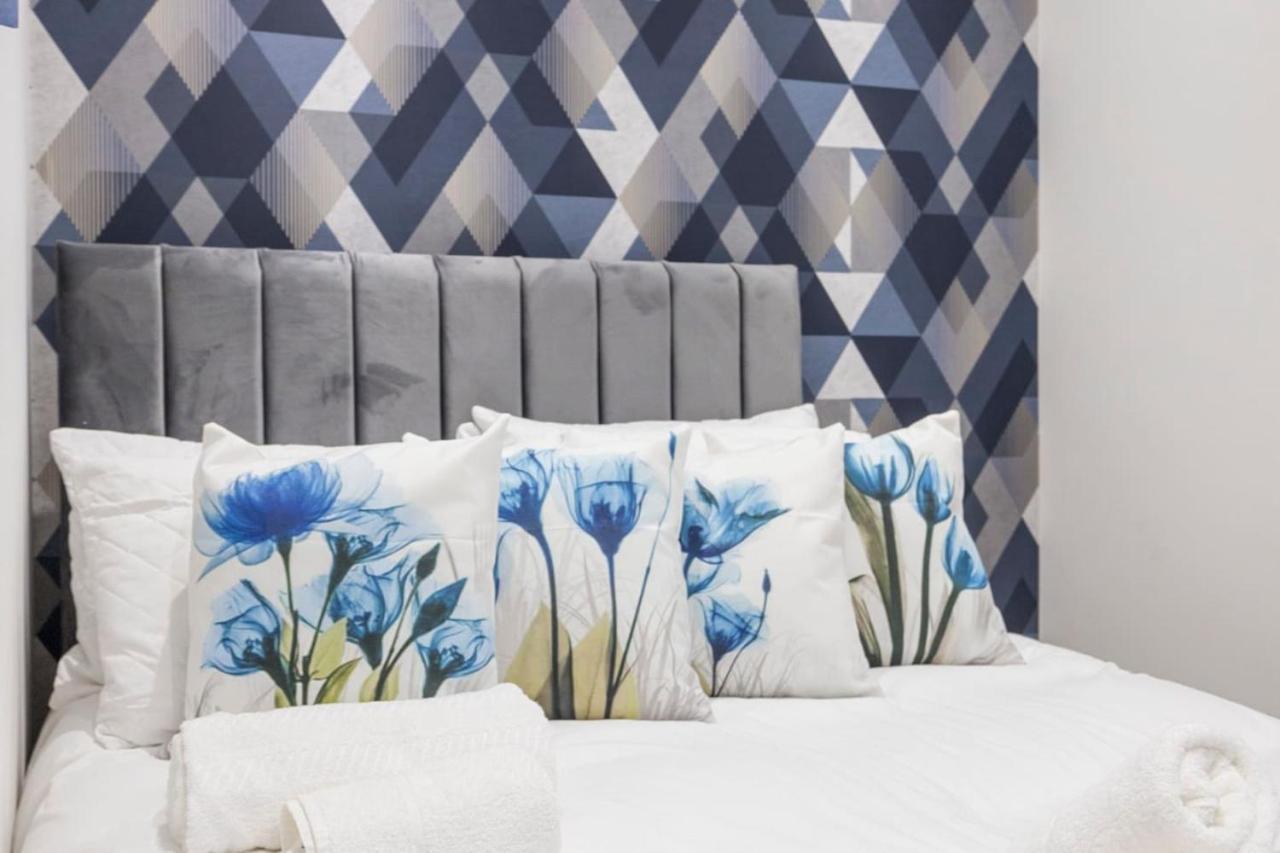 Apartment Stylish Modern Gem Golders Green