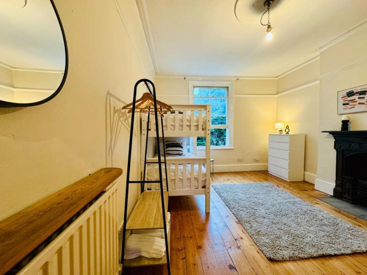 Charming Victorian Townhouse In Hackney Holiday home London