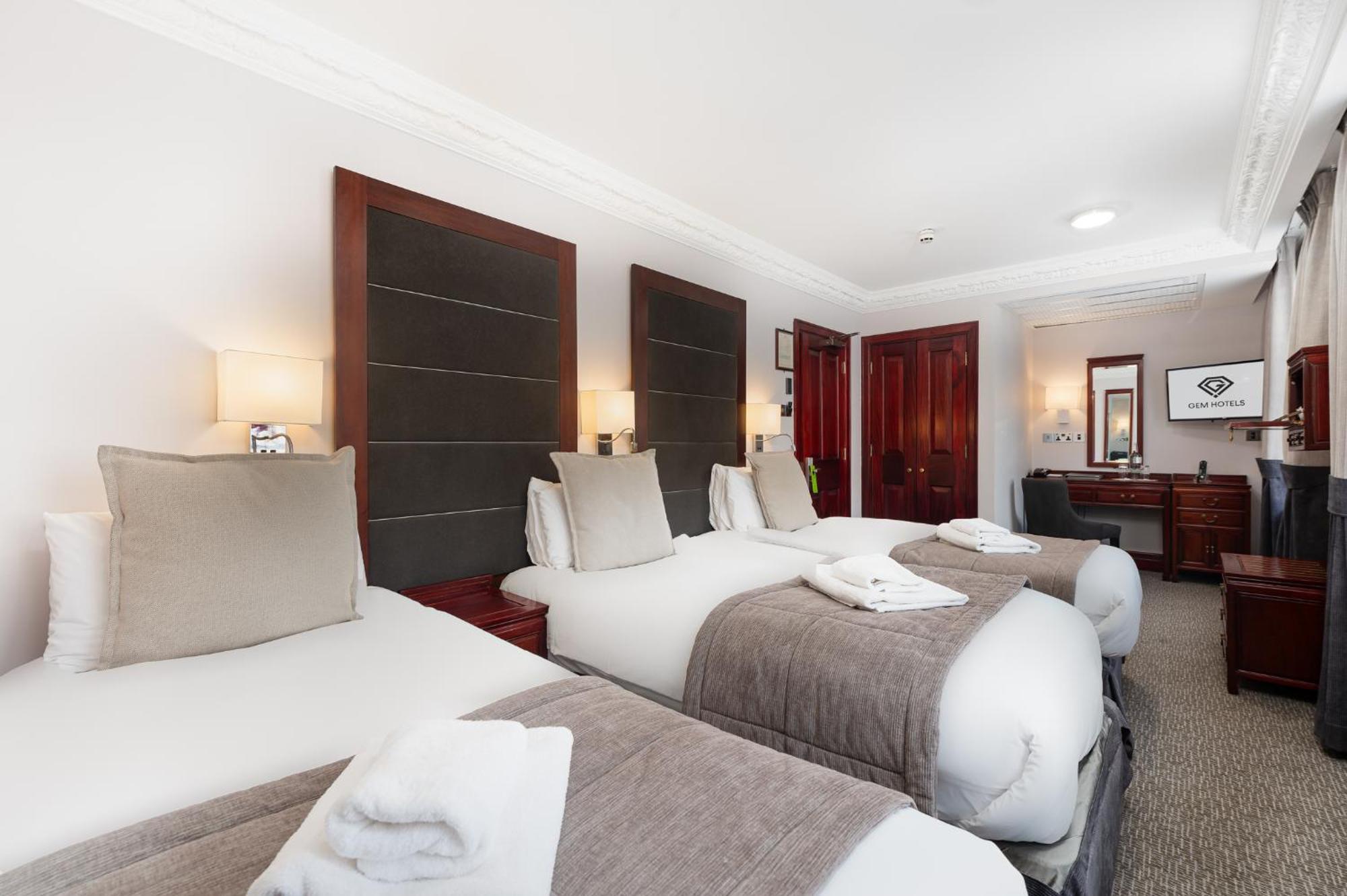 Fitzrovia Hotel 4*