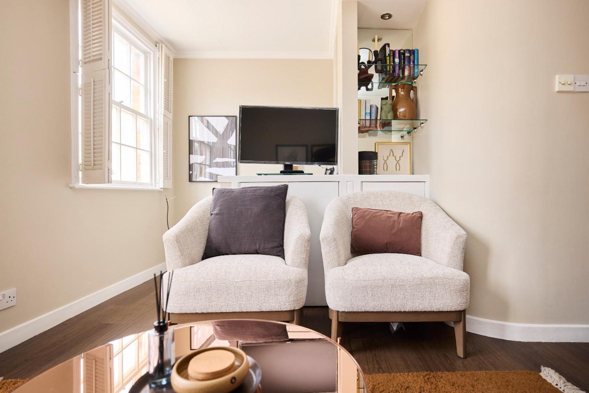 The Holland Park Crib - Classy 2bdr House Apartamento