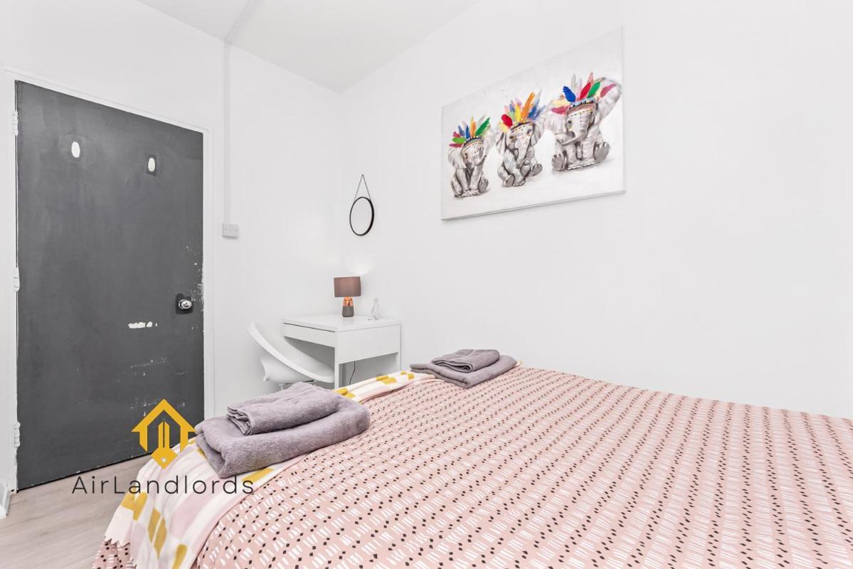 Fantastic 4 Bedroom In Russell Square *