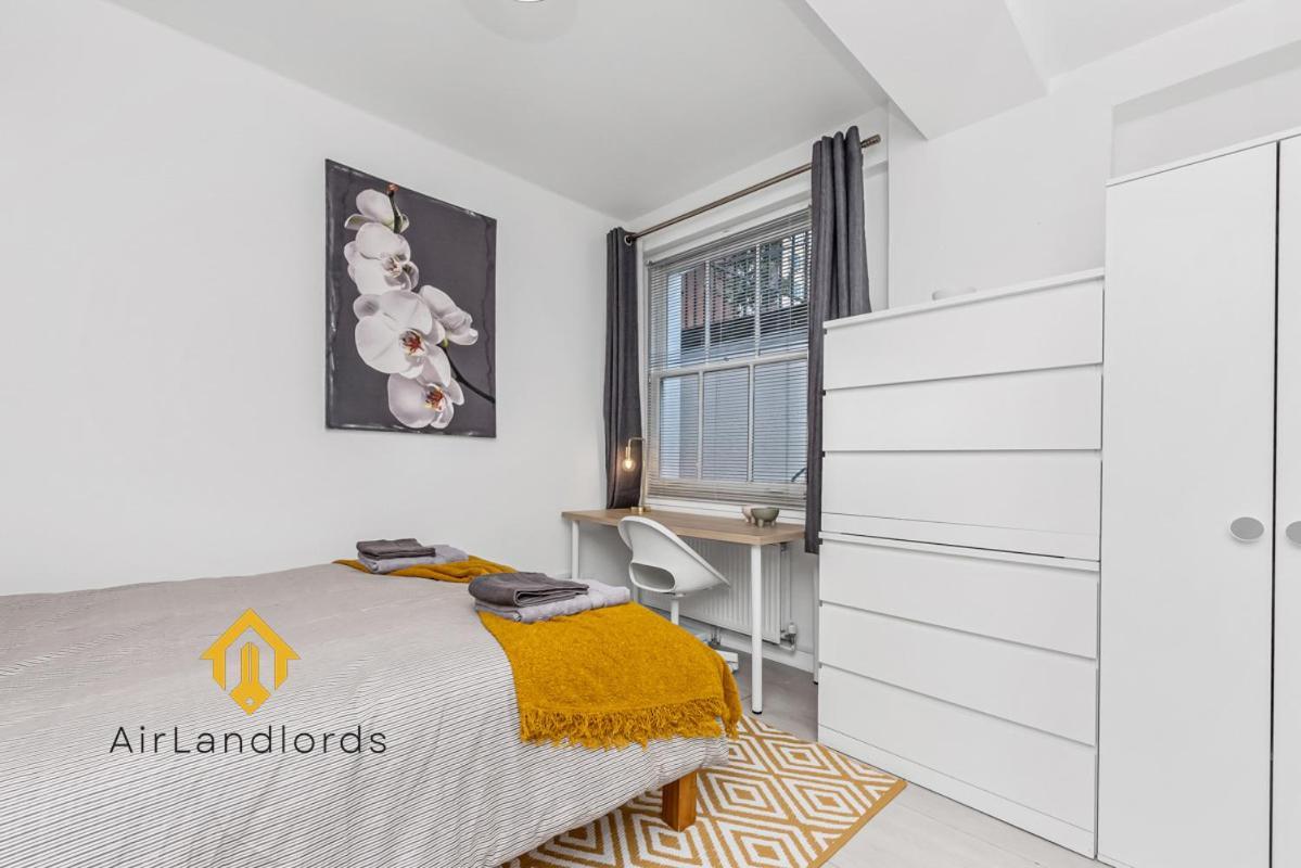 Fantastic 4 Bedroom In Russell Square * London