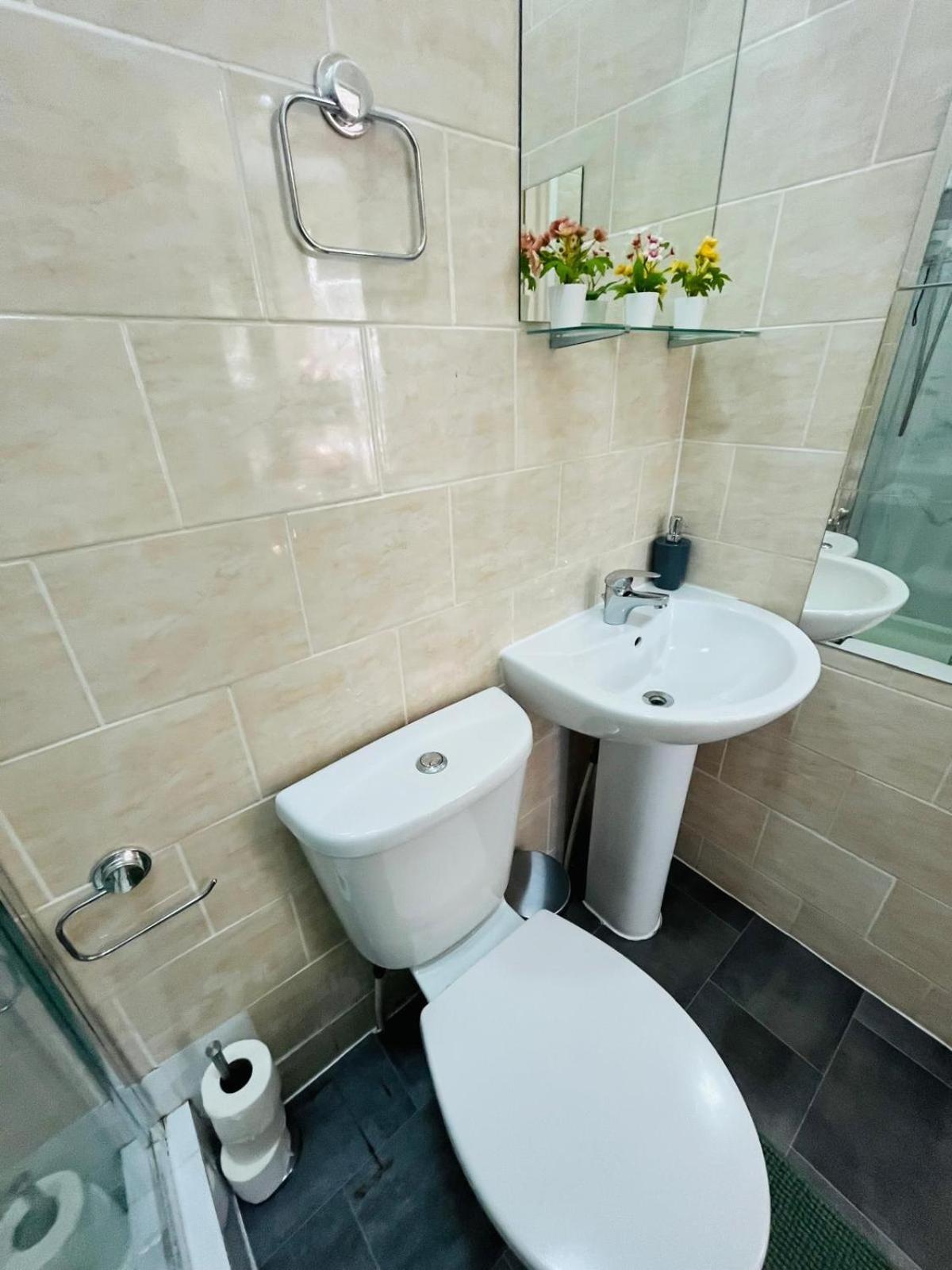 Wonderful Fully-equipped Near 8 Apartamento Londres
