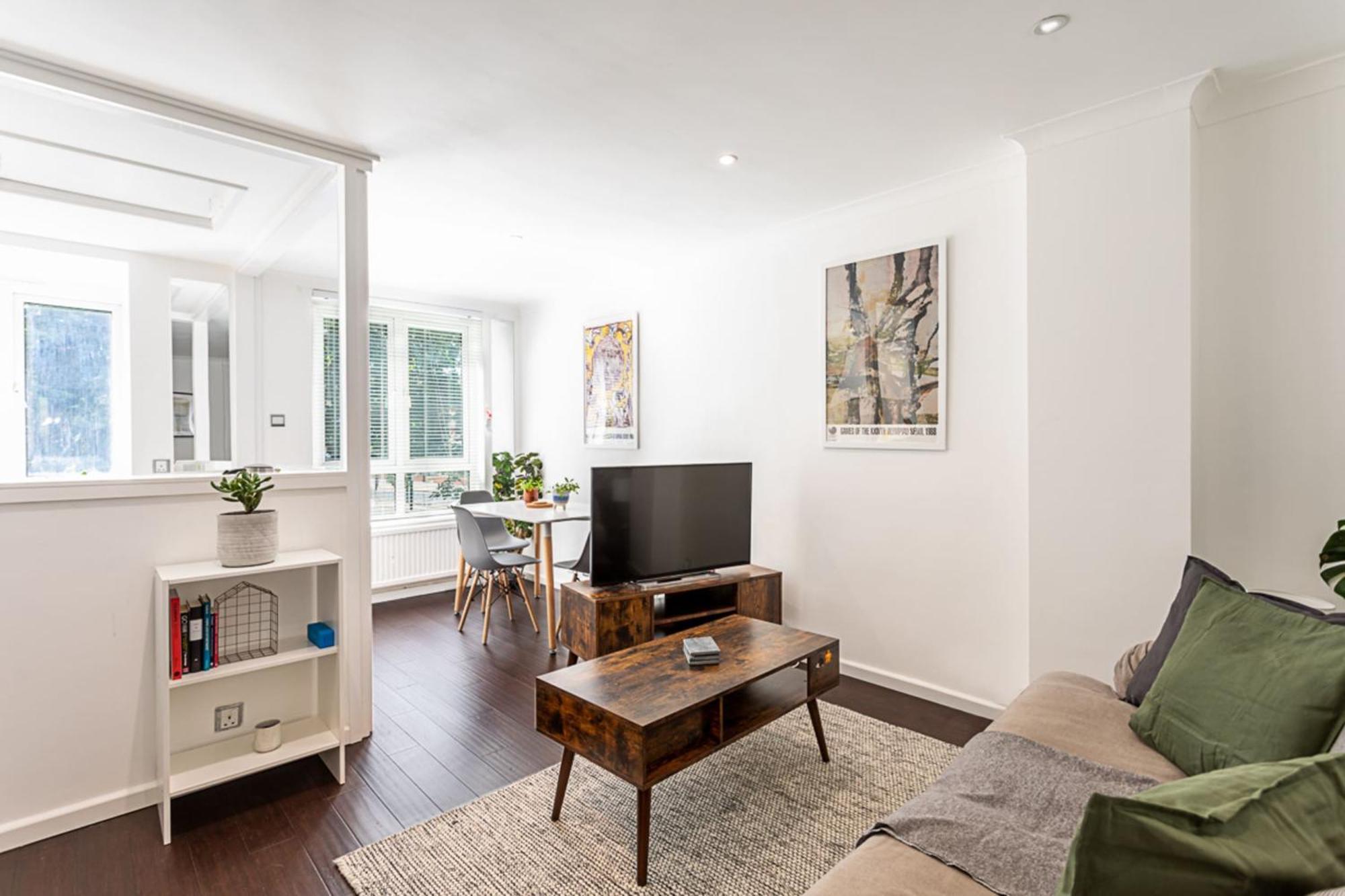 Bright & Cosy One-bed Apartment London