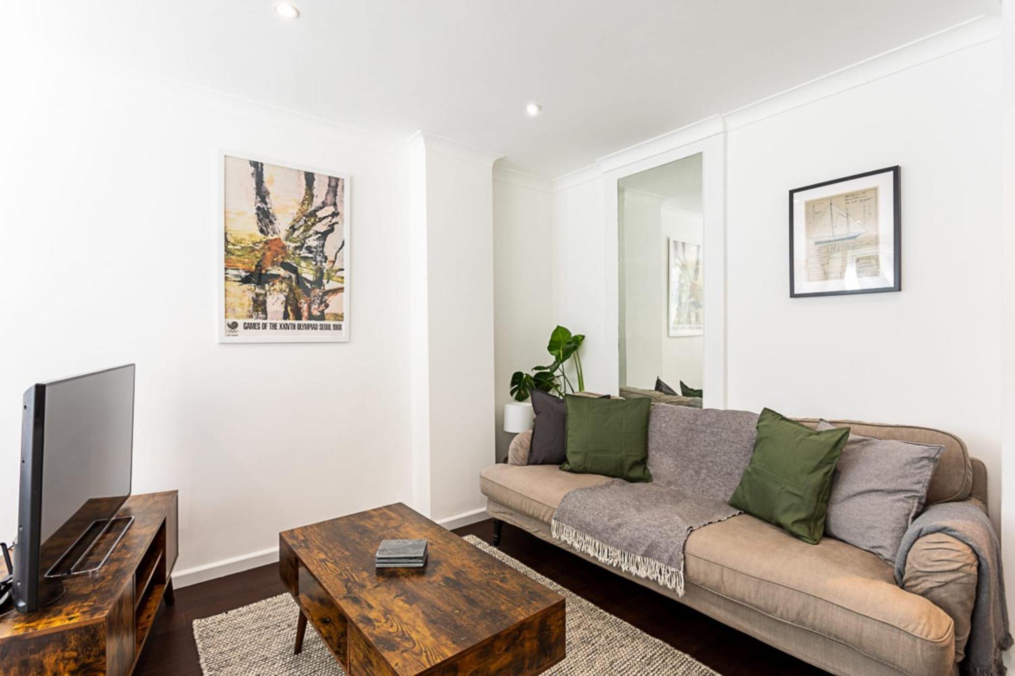 Apartment Bright & Cosy One-bed London