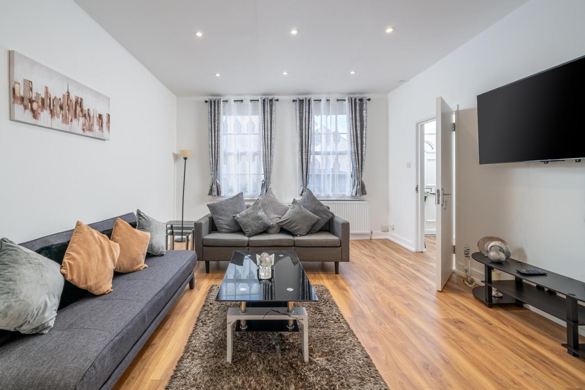 Apartment Exquisite 2 Bed Near Excel & 02 Arena With Parking *