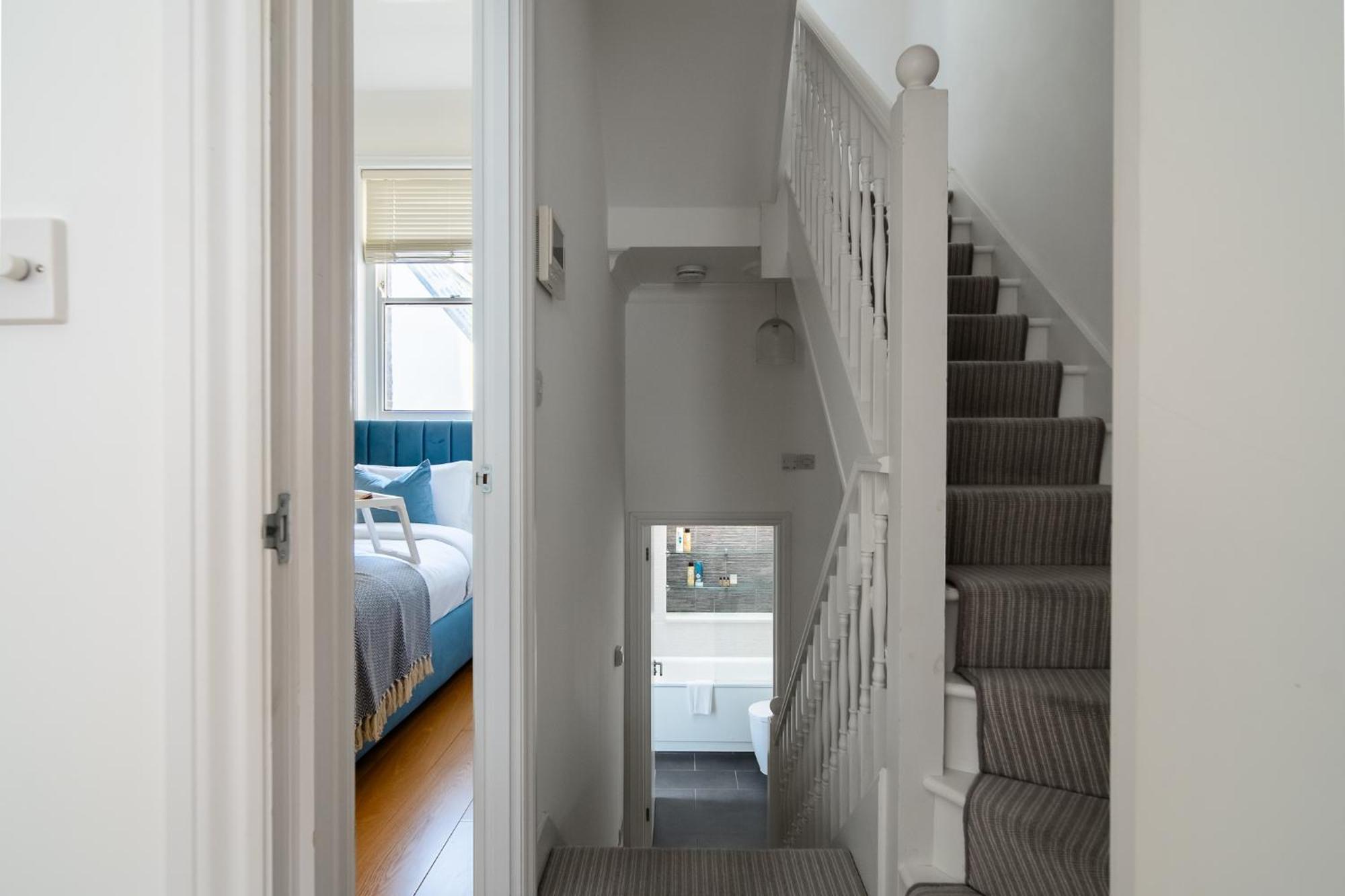 Holiday home 4br 2ba House By Livestay Short Lets & Serviced Near Oxford Circus With 2 Private Patios *