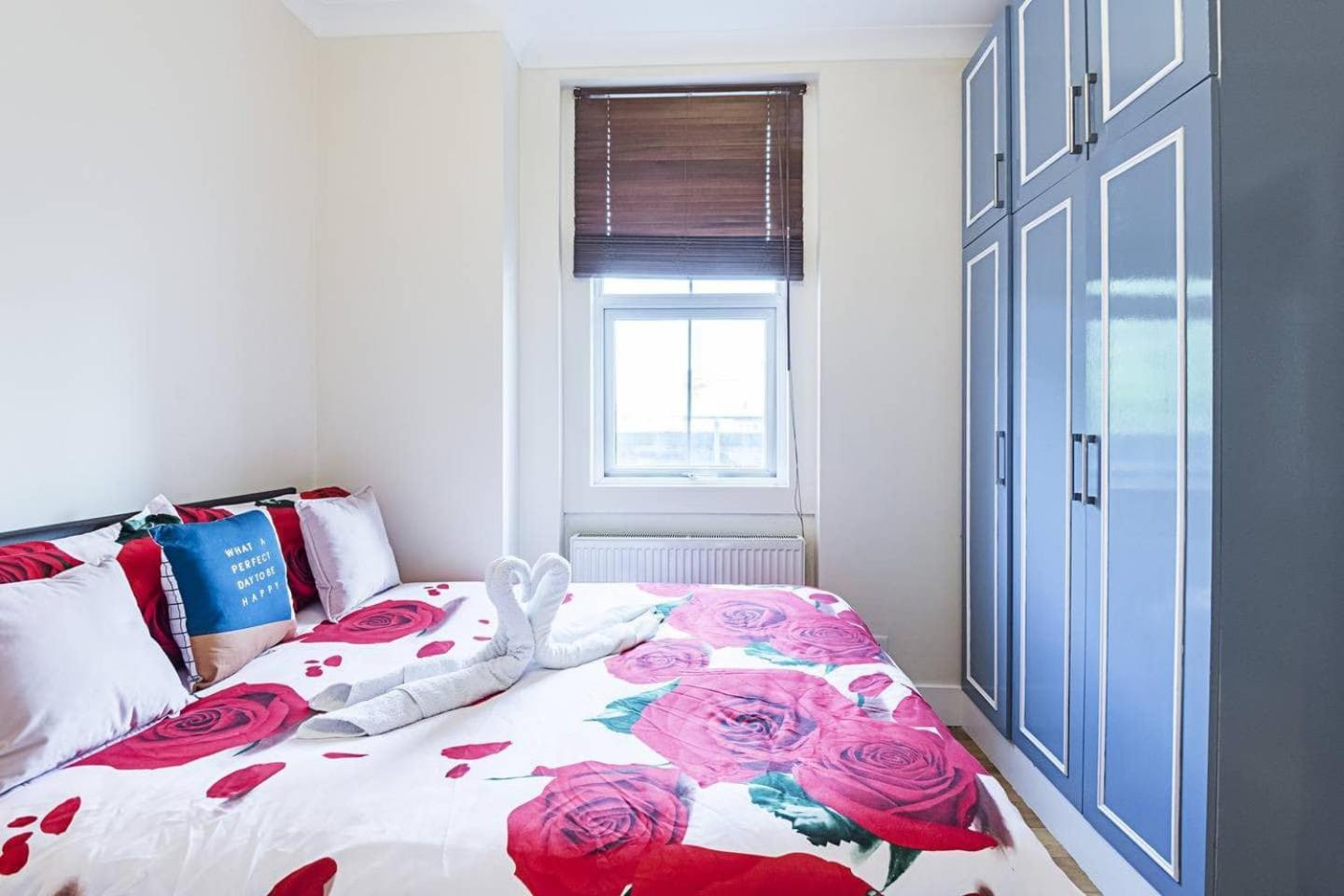 Private Homely Bedroom In Kensington R1 Apartment