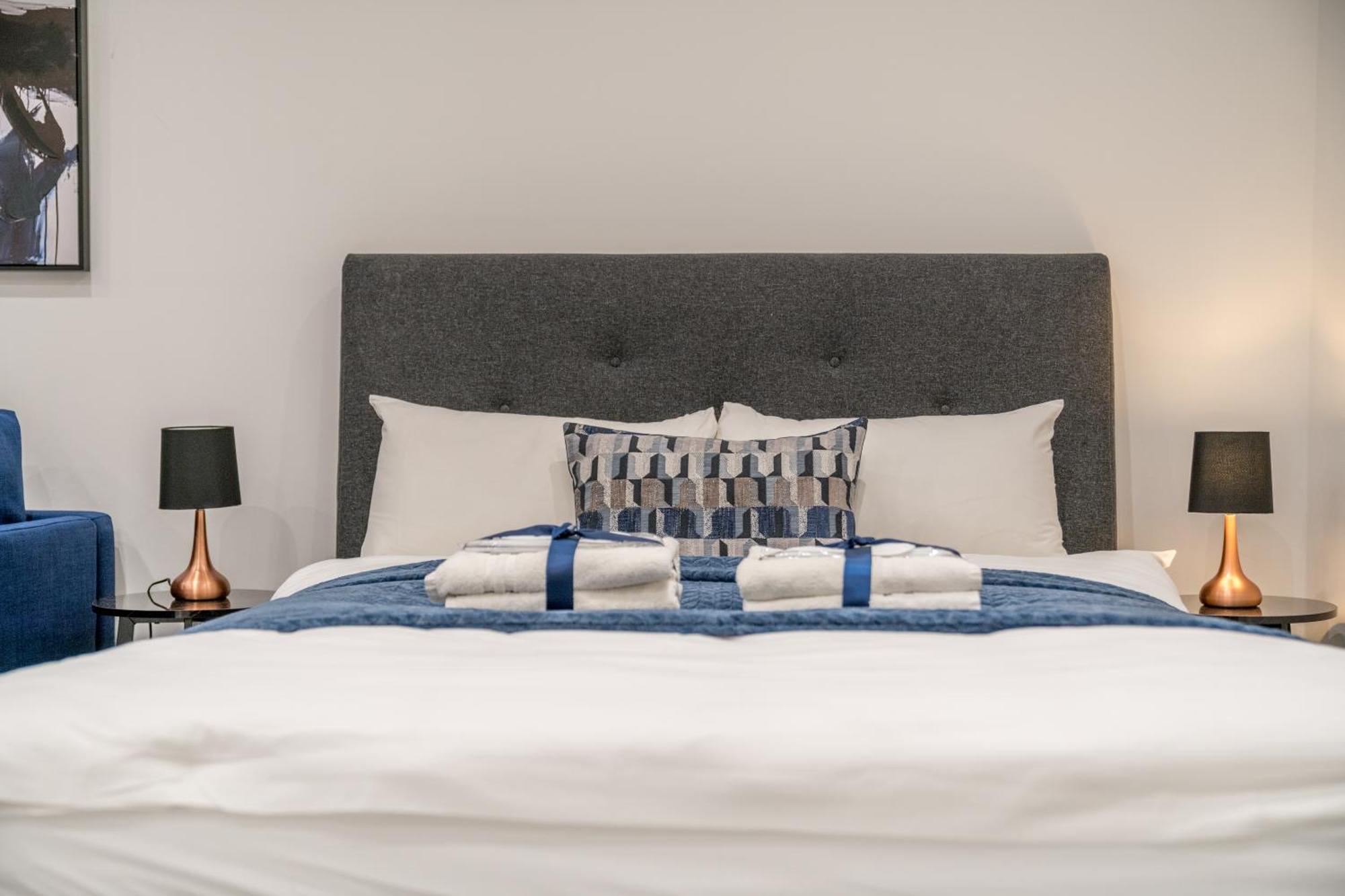 Luxury Eaton Mews House In * London