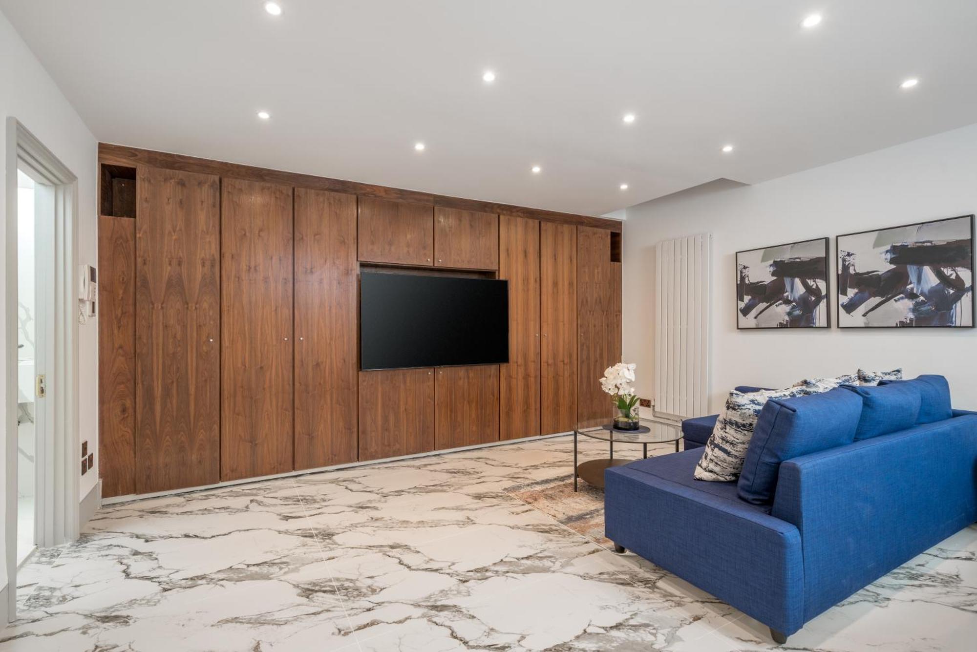 Luxury Eaton Mews House In Holiday home