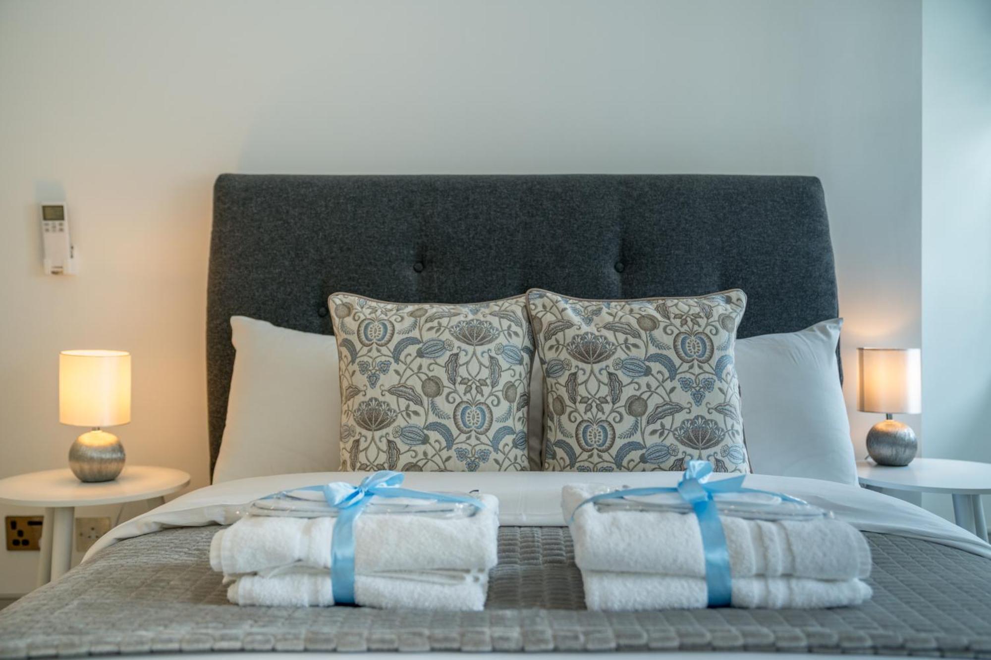 Luxury Eaton Mews House In * London
