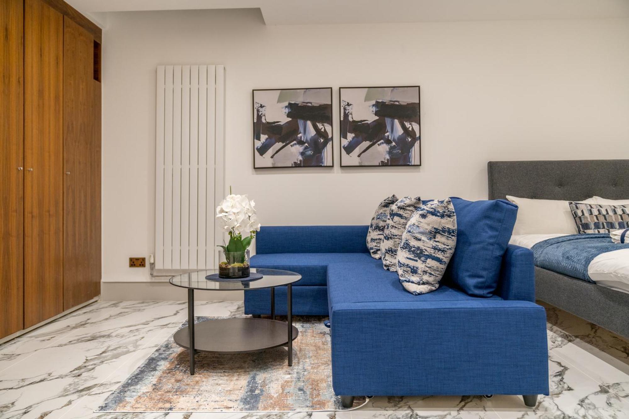 Luxury Eaton Mews House In