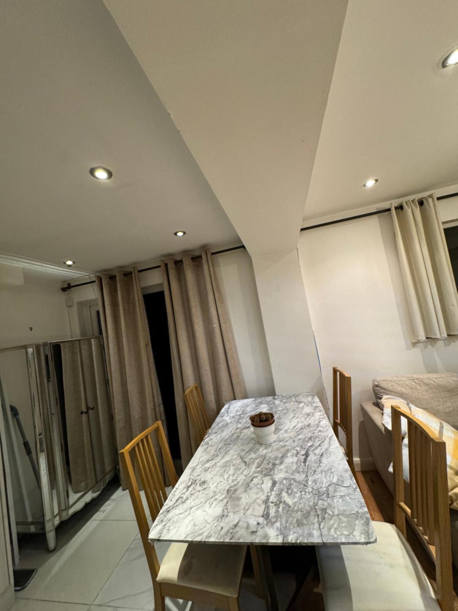 Cozy Near Guest house *