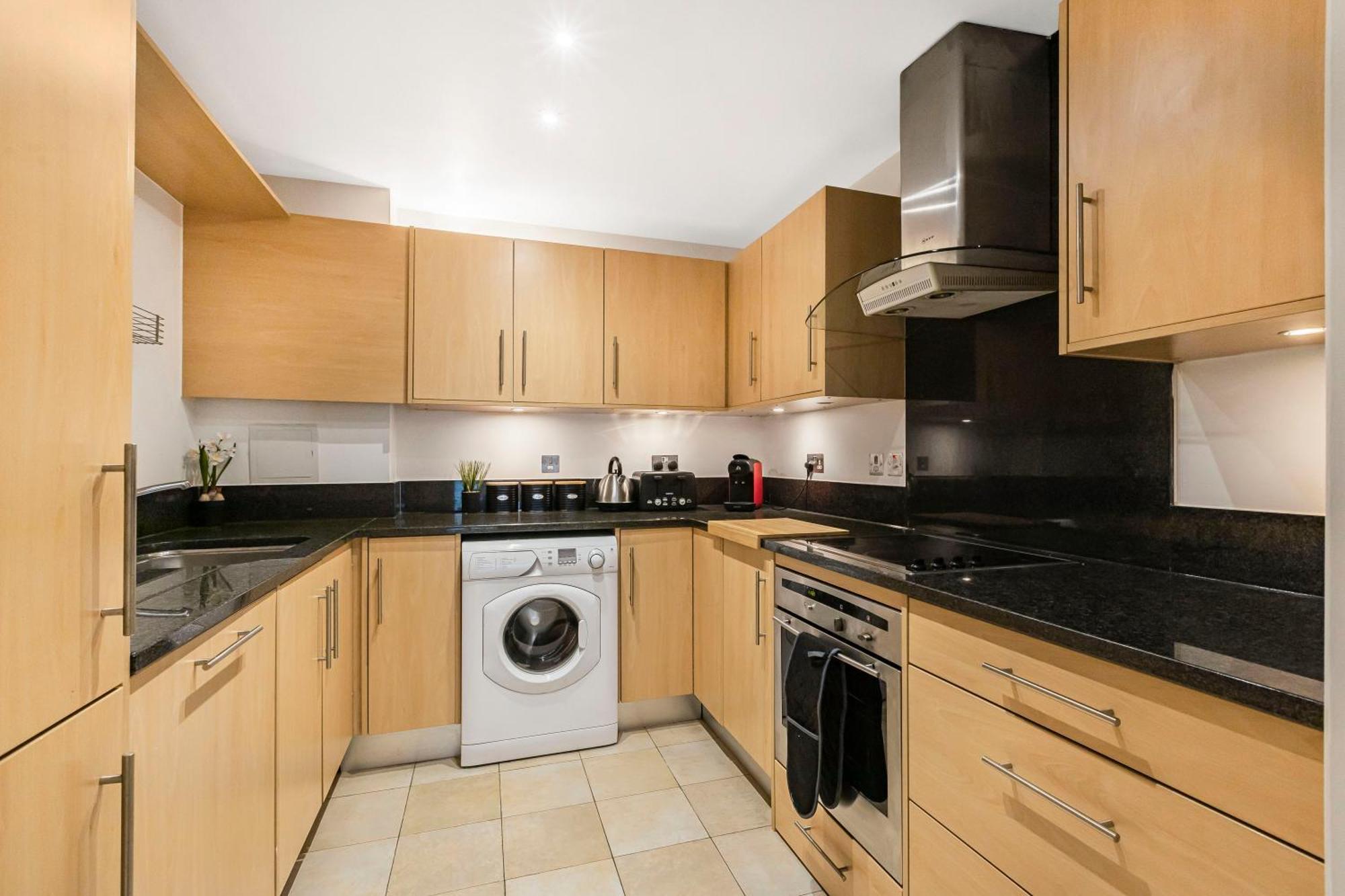 Athera - Hoxton Square 2 Bed, 2 Bath Entire Private * London