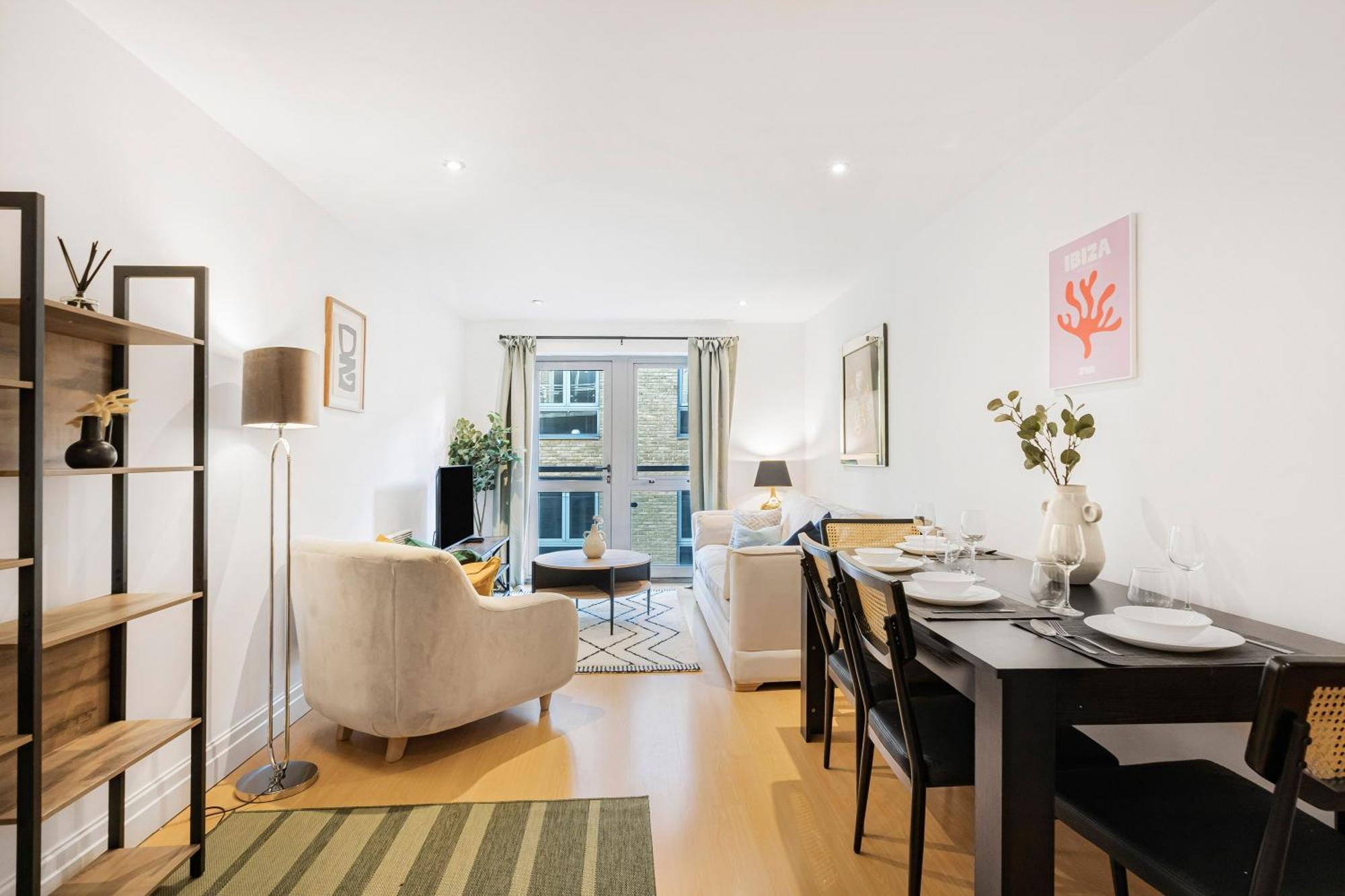 Athera - Hoxton Square 2 Bed, 2 Bath Entire Private Apartment