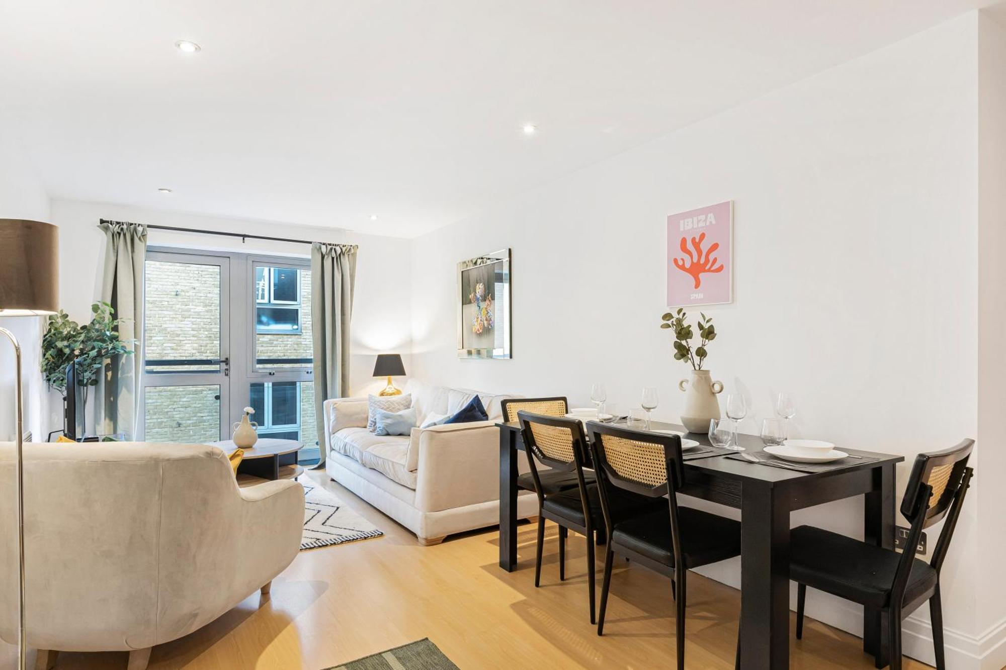 Athera - Hoxton Square 2 Bed, 2 Bath Entire Private * London