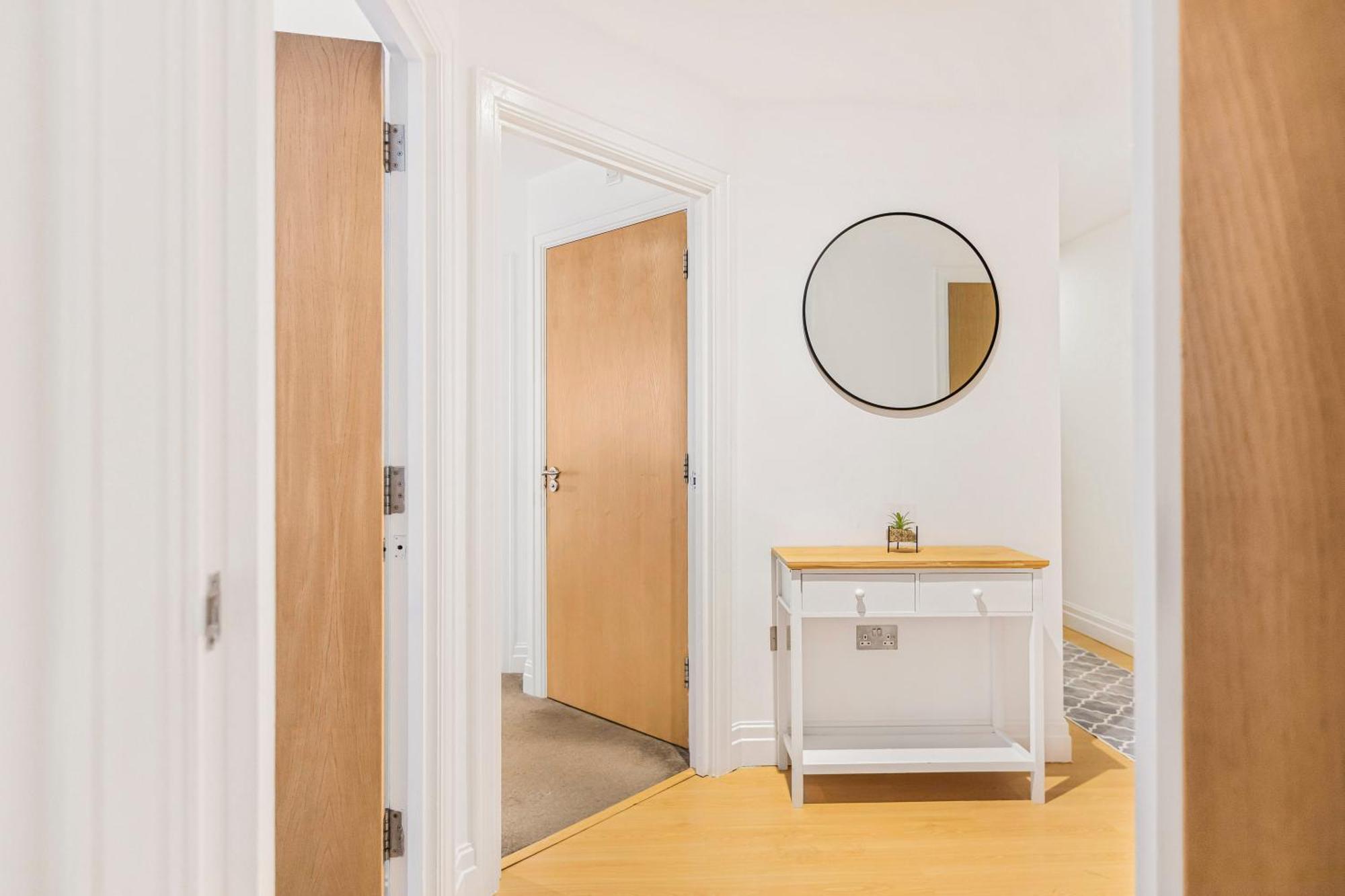 Athera - Hoxton Square 2 Bed, 2 Bath Entire Private Apartment London