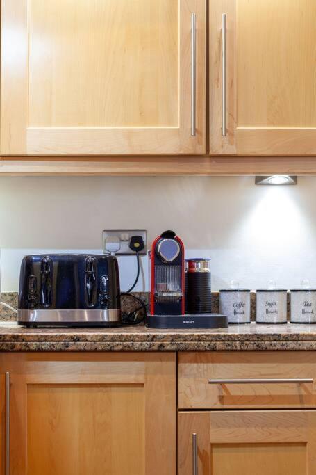 Lux 2 Bedroom House In Prime Location Near Mayfair Apartment London