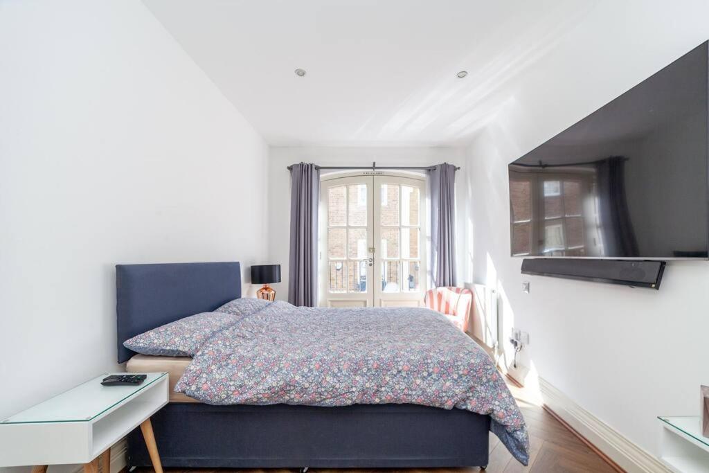 Lux 2 Bedroom House In Prime Location Near Mayfair London