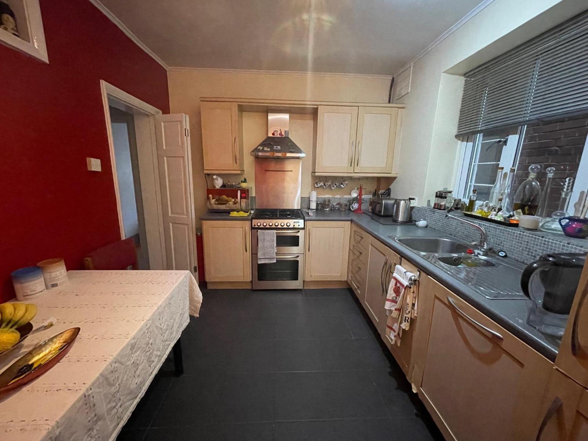 Guest house Large Double Bedroom 10 Minutes To London