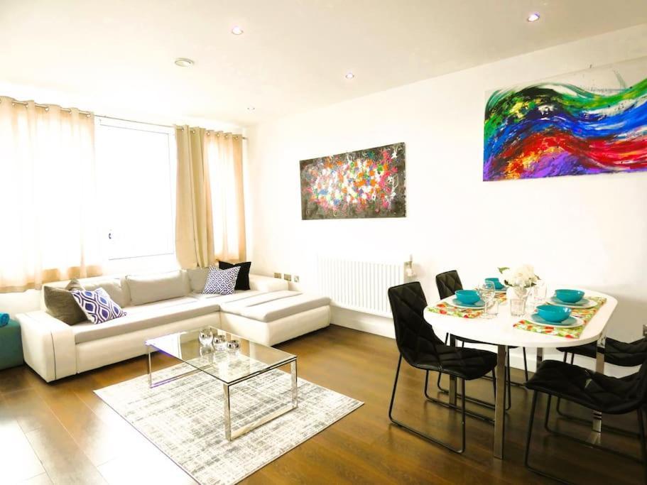 Apartment Cc Of