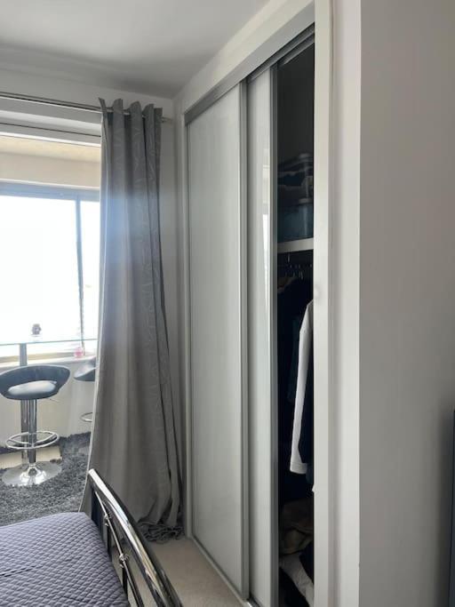 Cc Of Apartment *