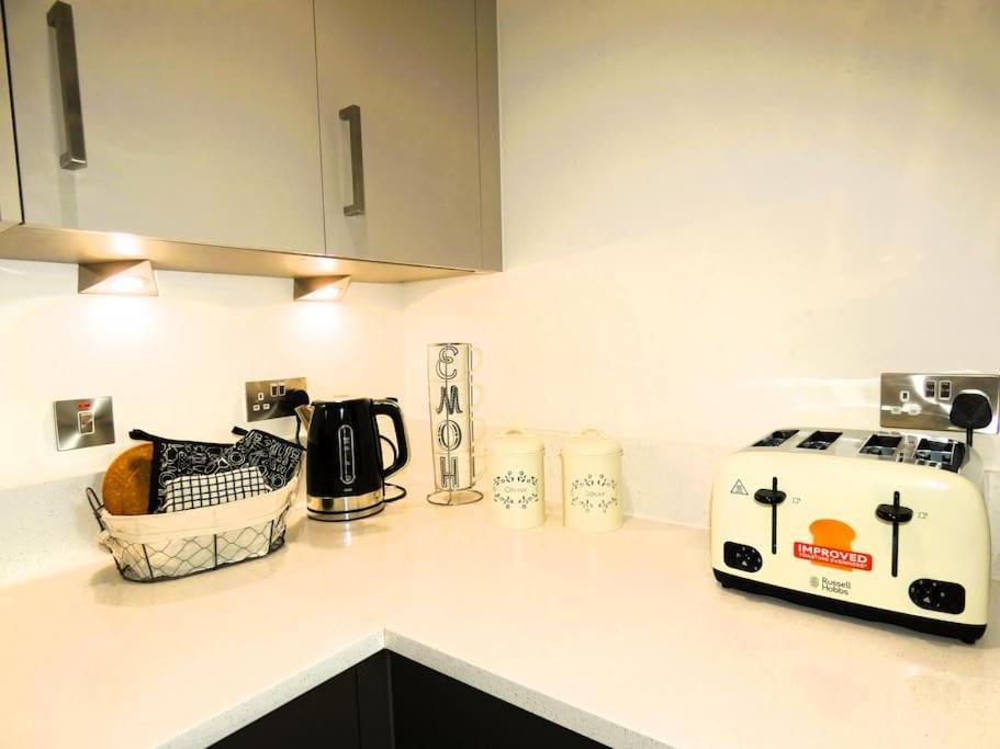 Cc Of Apartment *