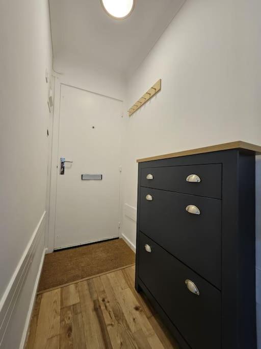 Pad On Thames Apartment *