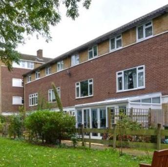 Oriental 1 Dbl Bed Ground Floor Flat Royal Greenwich Apartment