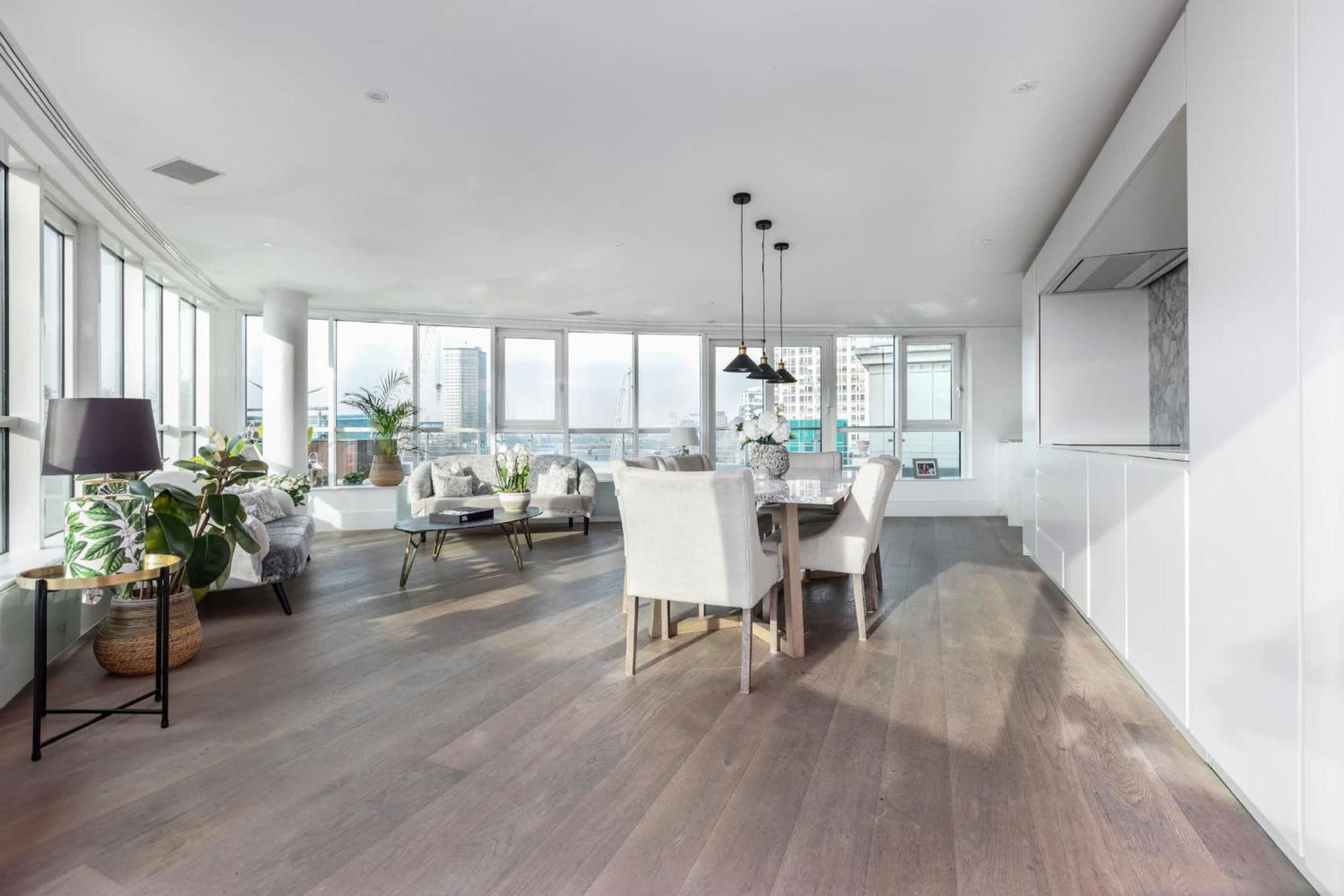 Apartment Luxury Panoramic 3 Bed With Private Terrace