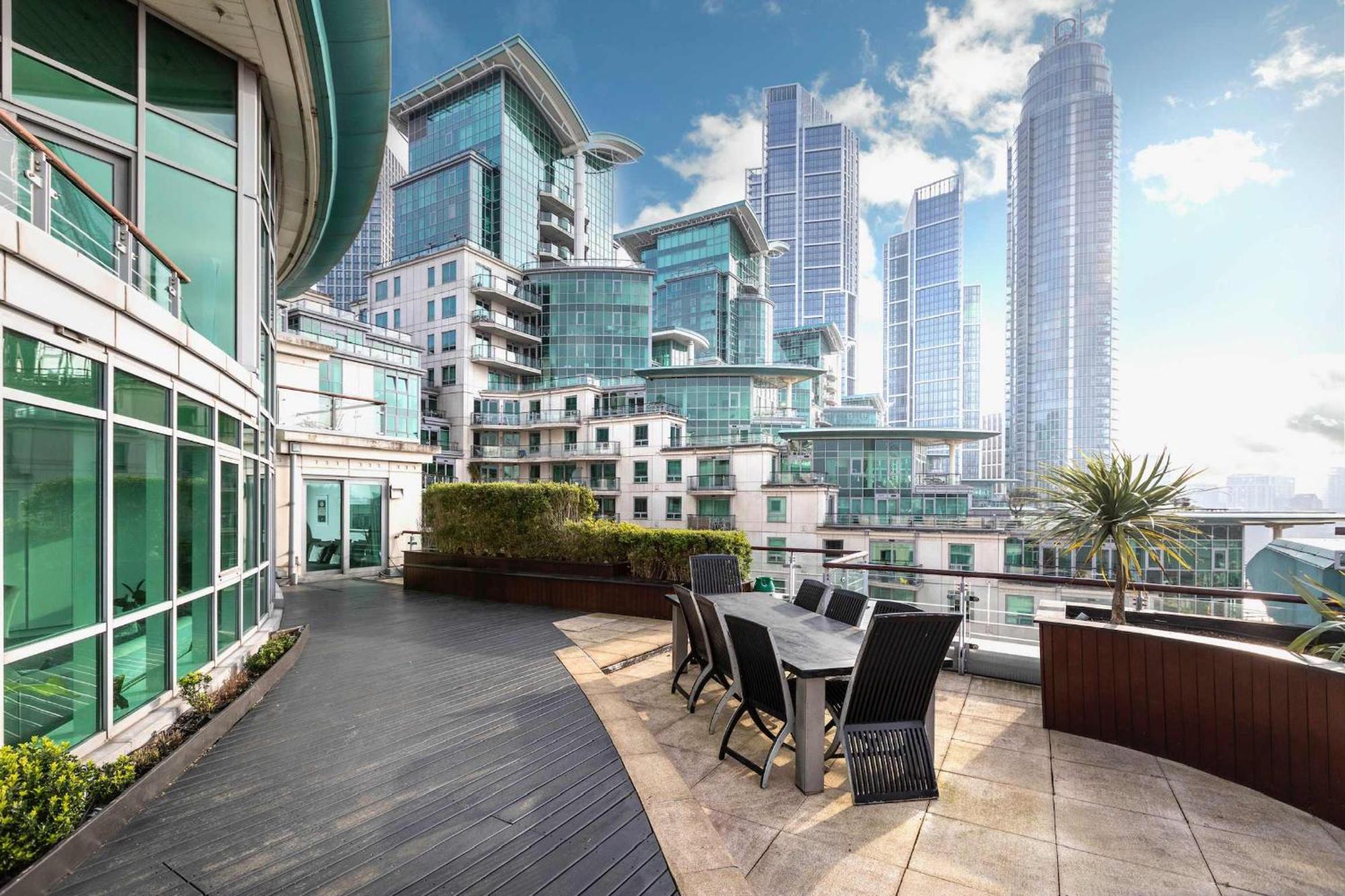 Luxury Panoramic 3 Bed With Private Terrace * London
