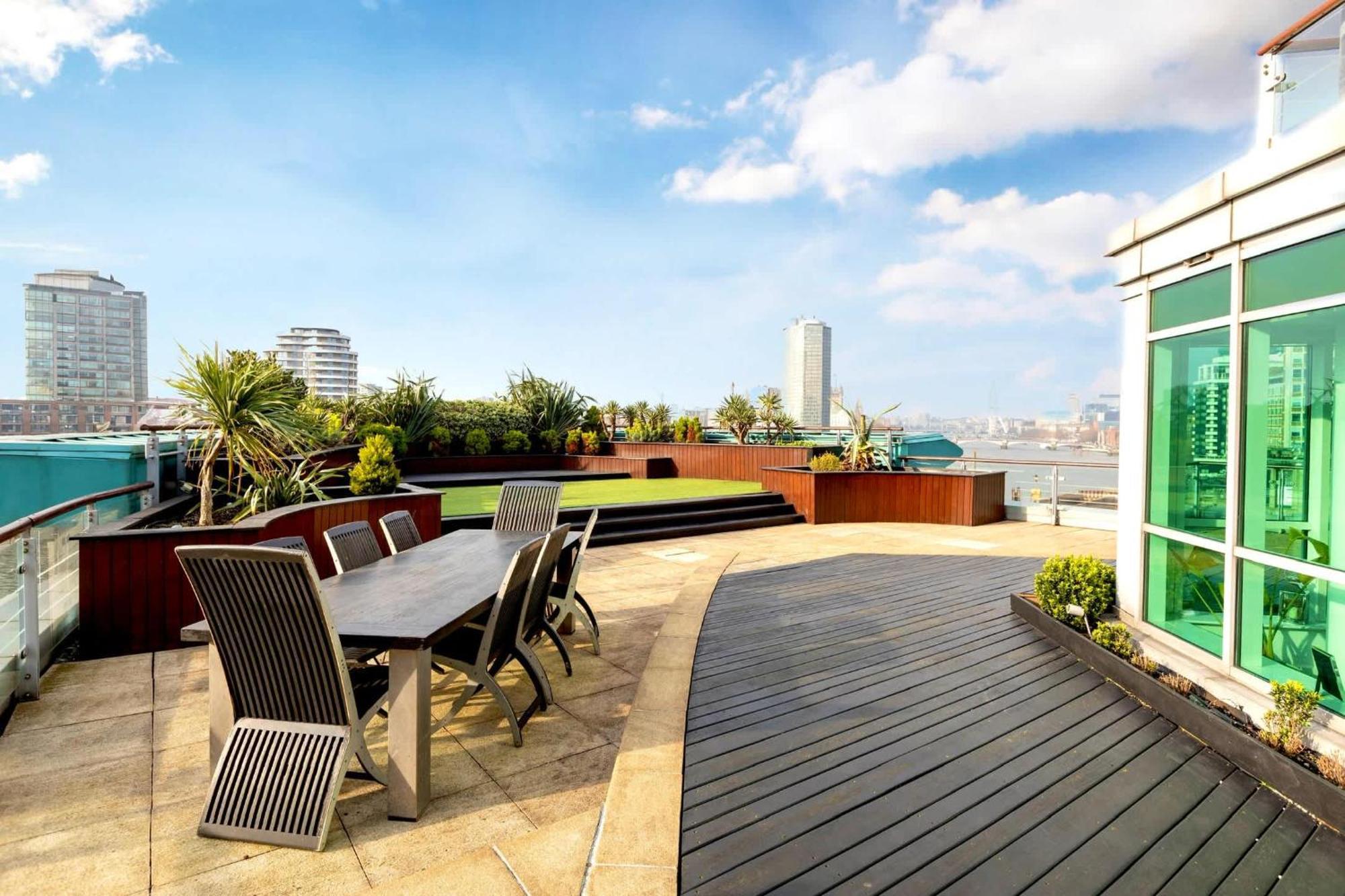 Luxury Panoramic 3 Bed With Private Terrace