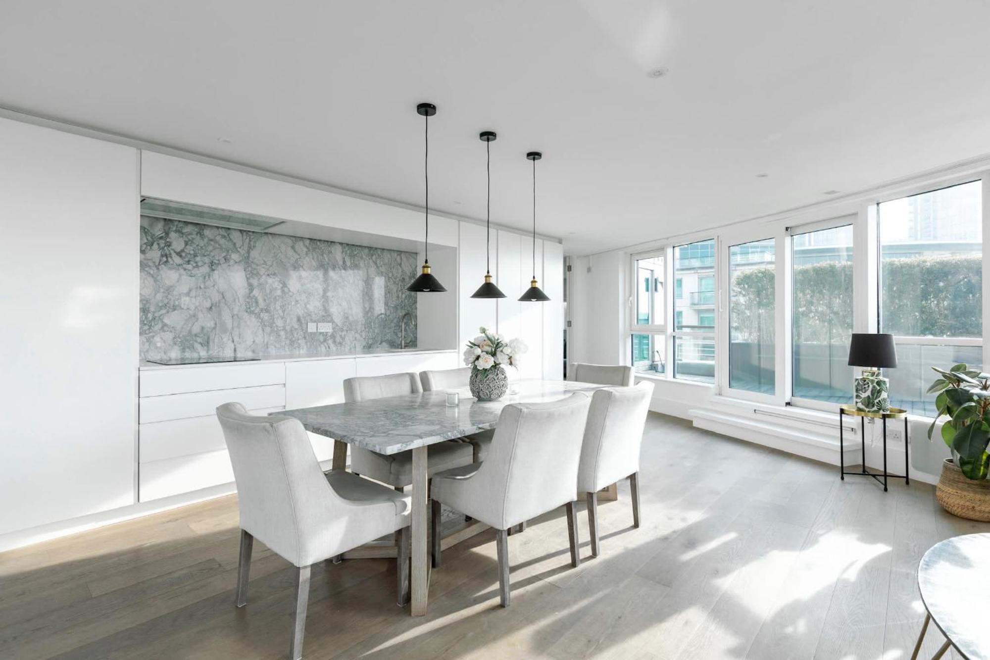 Luxury Panoramic 3 Bed With Private Terrace Apartment London